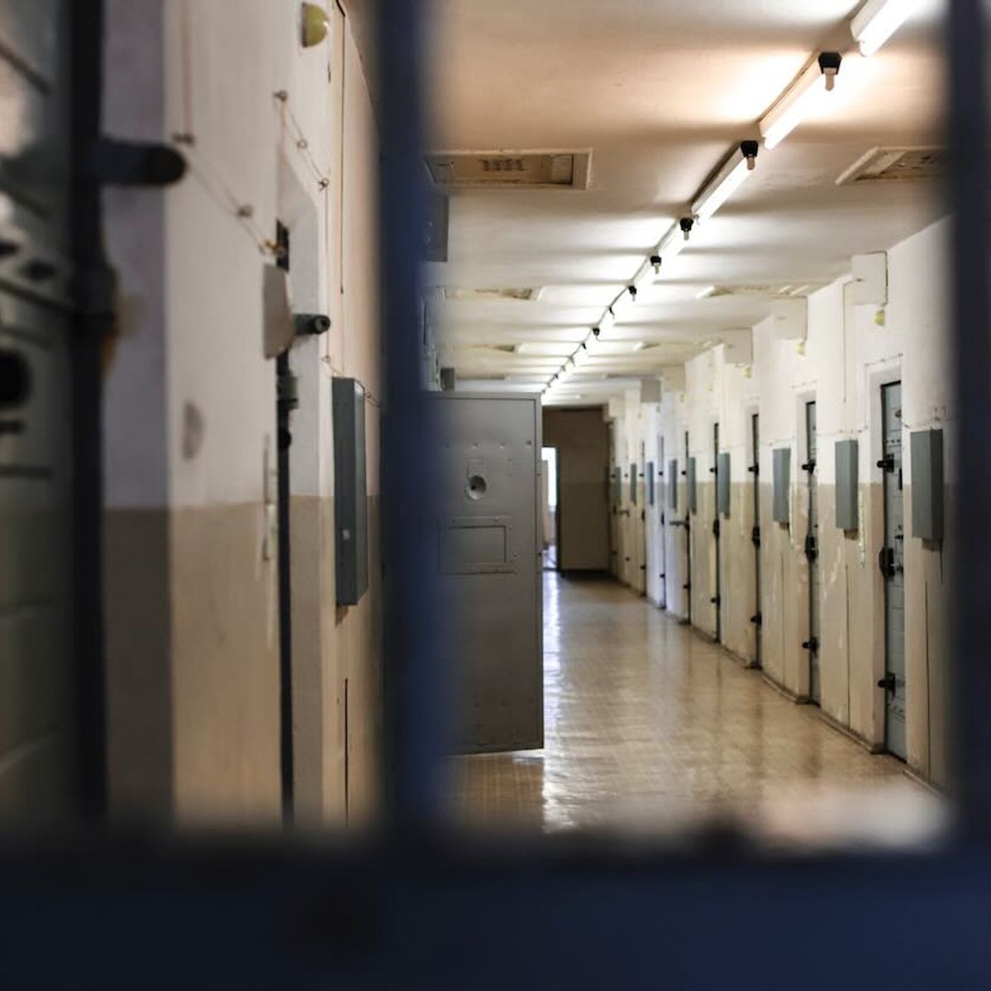 Napoli, violenza su persona vulnerabile in ambito familiare: due misure cautelari in carcere episode artwork