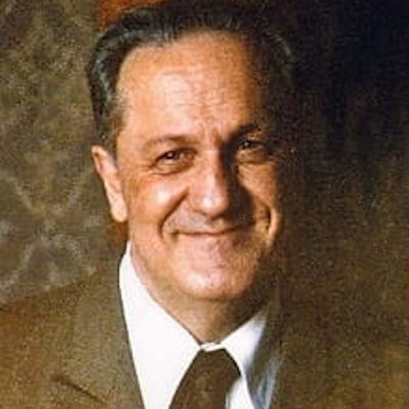 28 maggio 1920. Nasce Luciano Capra episode artwork