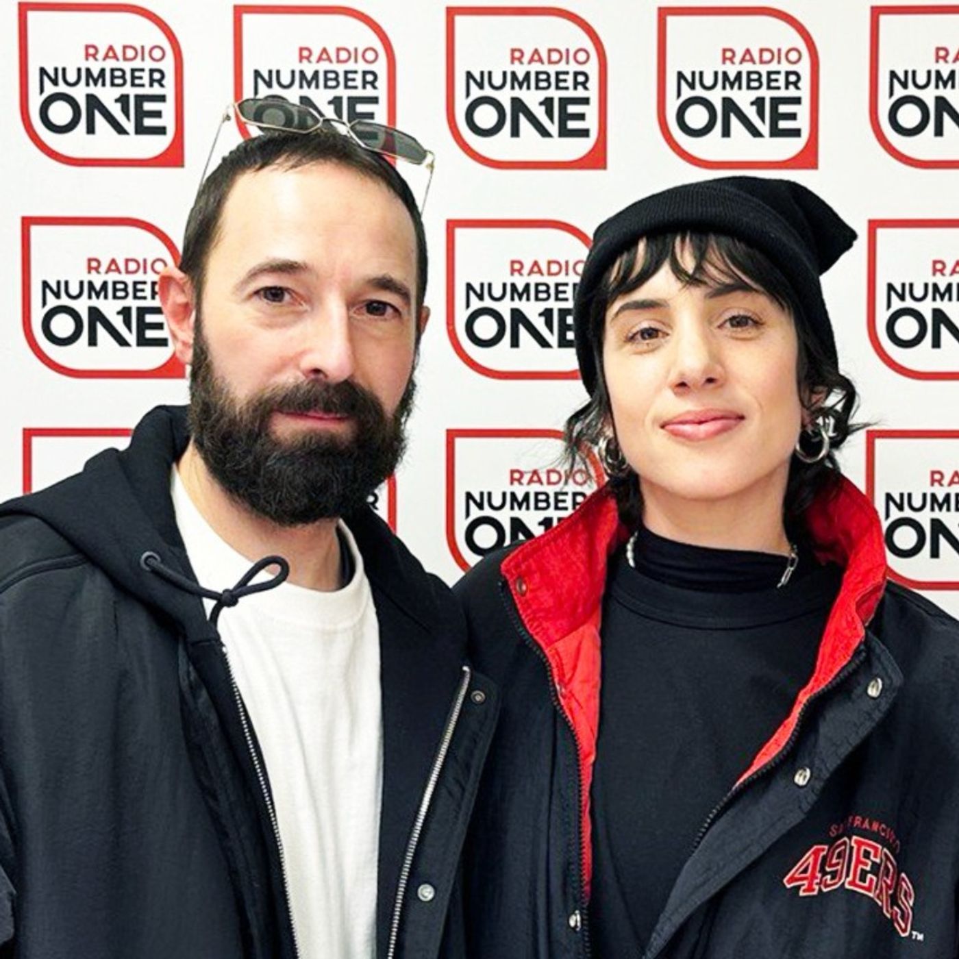 Coma_Cose: «Ci siamo conosciuti sul palco di un karaoke» episode artwork