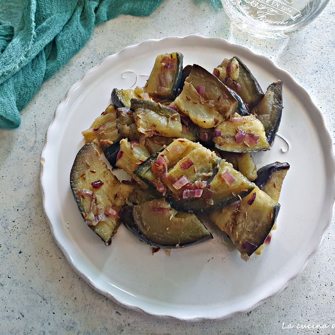 Melanzane al cumino in padella con cipolla rossa episode artwork