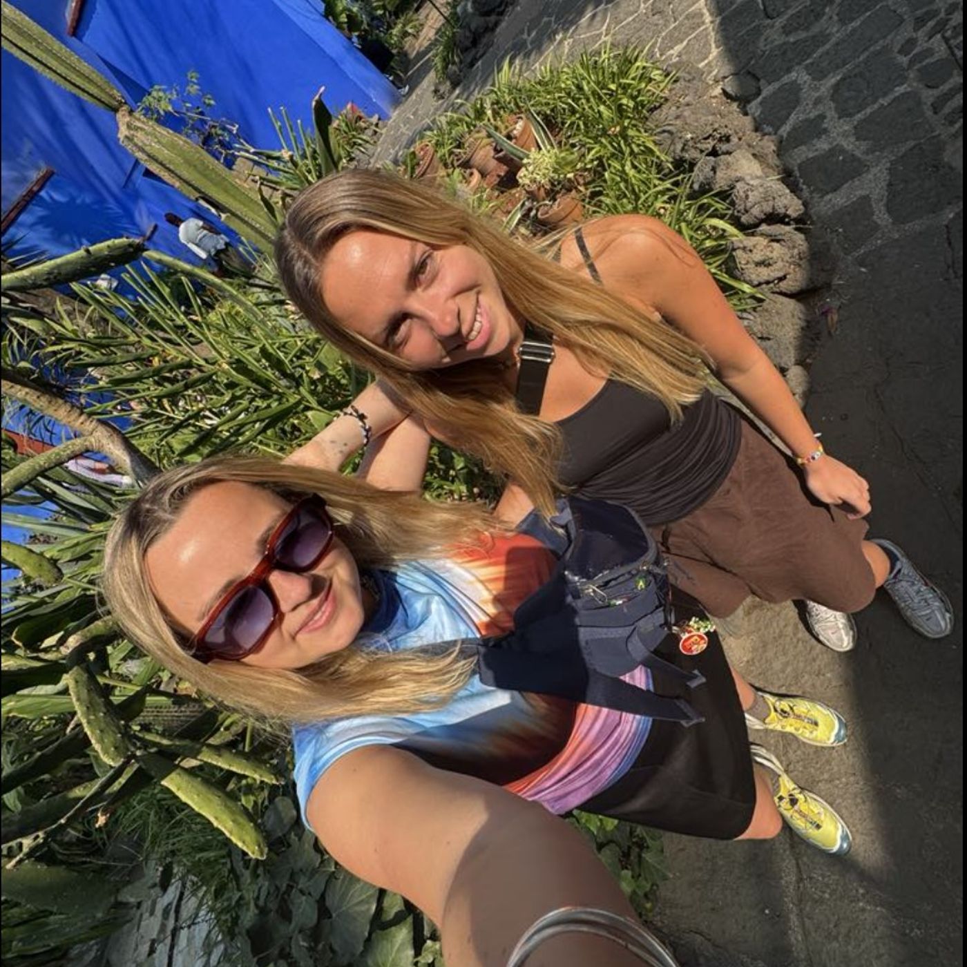 Mili Airline 2x30 af Andrew Schultz and Joseph Huggins