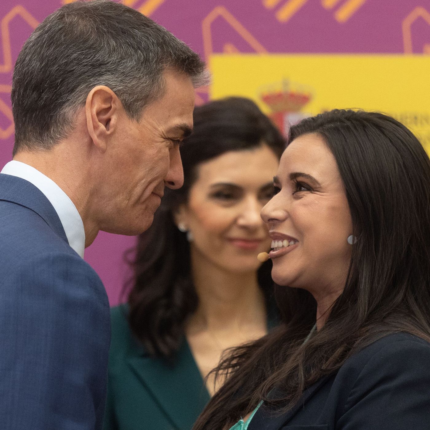 Editorial de Llamas. Santa Olalla, la mártir del rojerío patrio