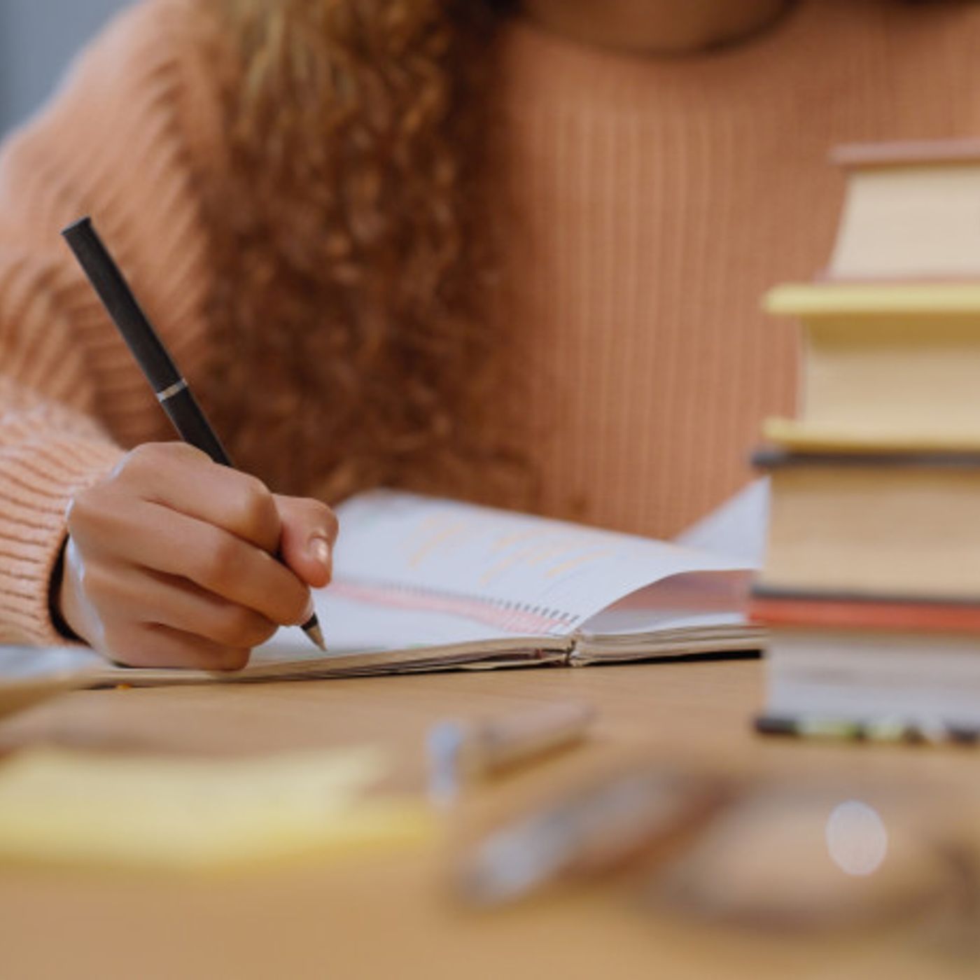 Borse di studio per universitari e laureati: quelle che scadono ad aprile episode artwork