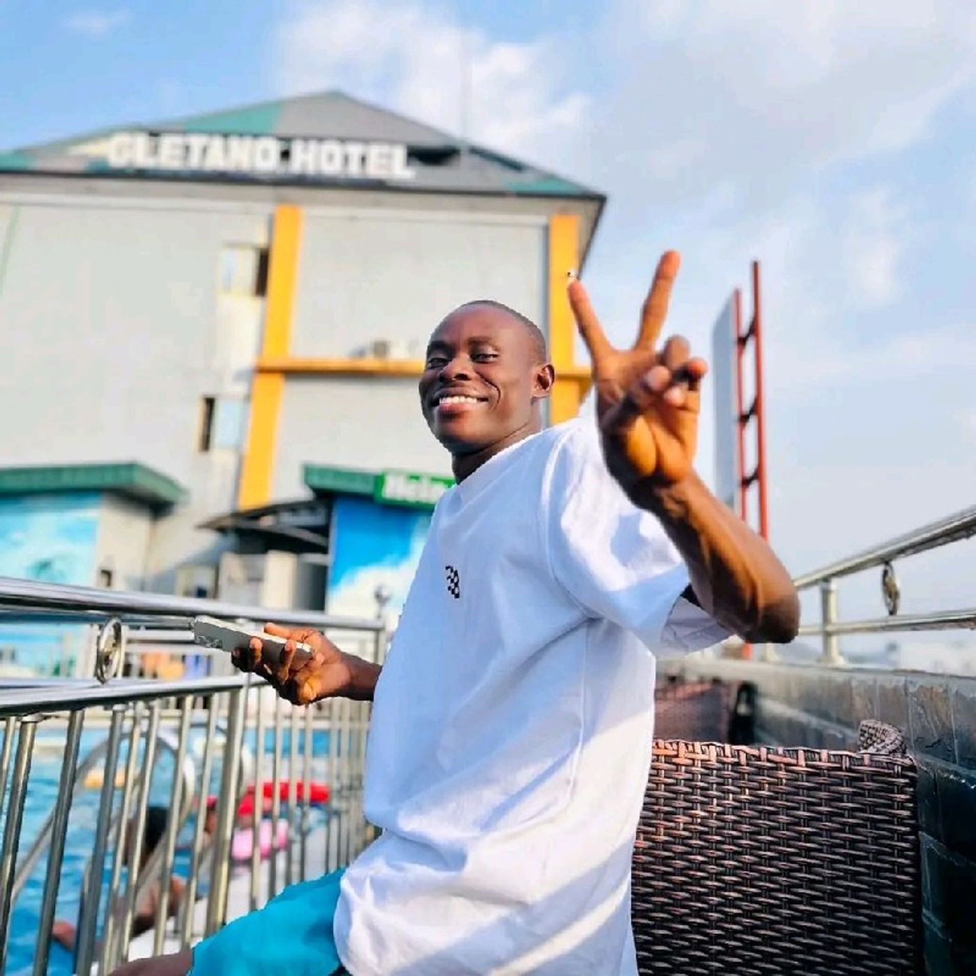 How to Make Your First 10 Milli0n from Real Estate ☝️🏧