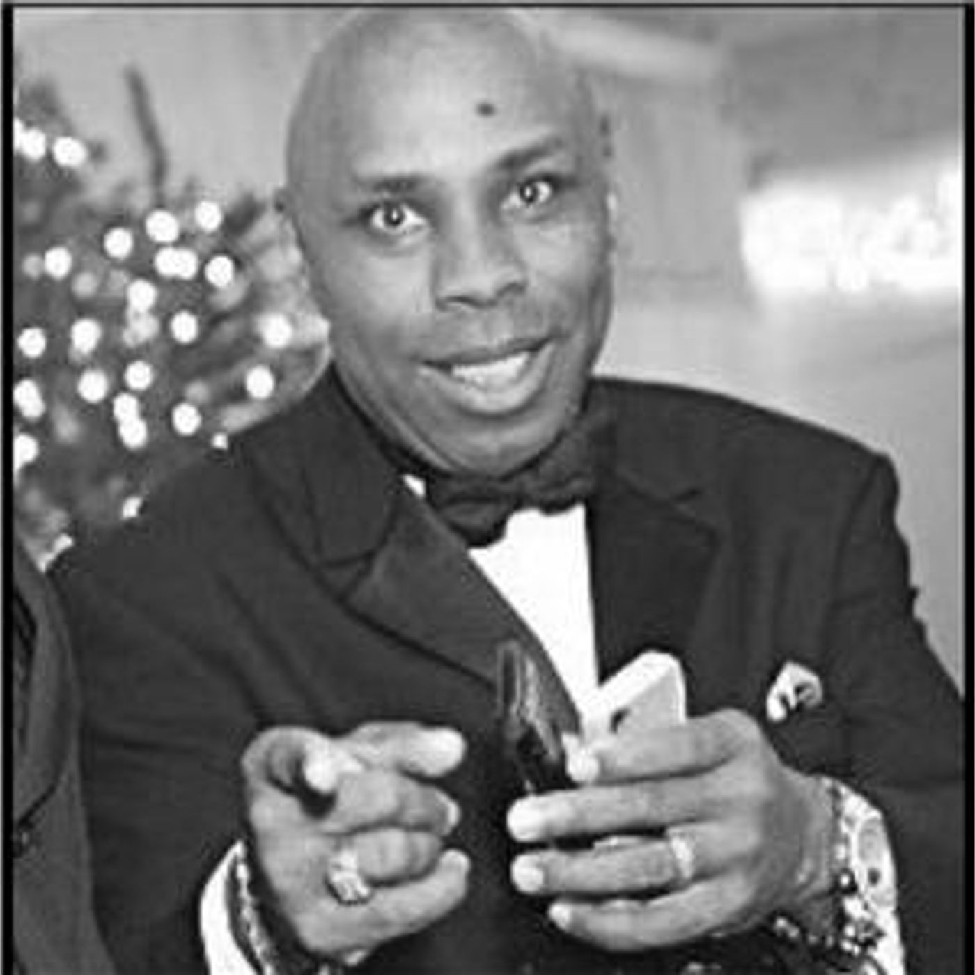 Ken McCoy Radio(KMER-DB)