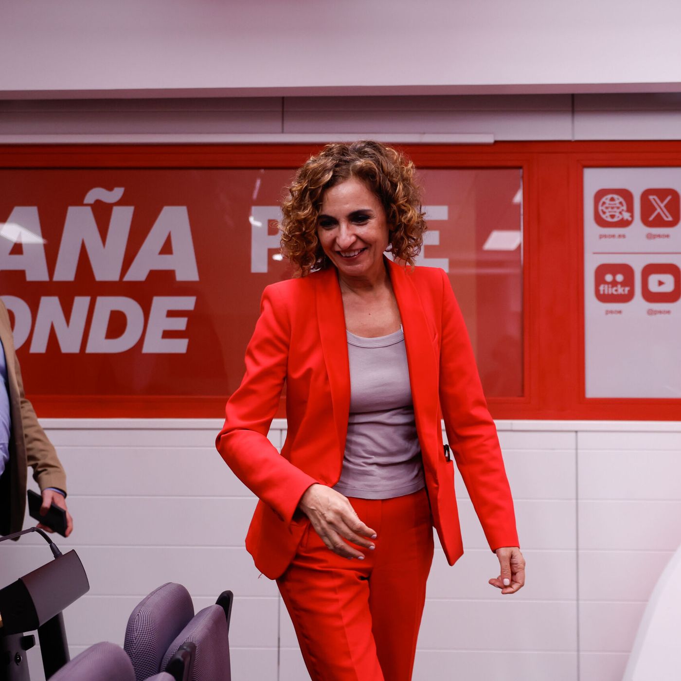 Prensa Económica: María Jesús Montero usa miles de millones de las CCAA para desviar la atención del escándalo del PSOE