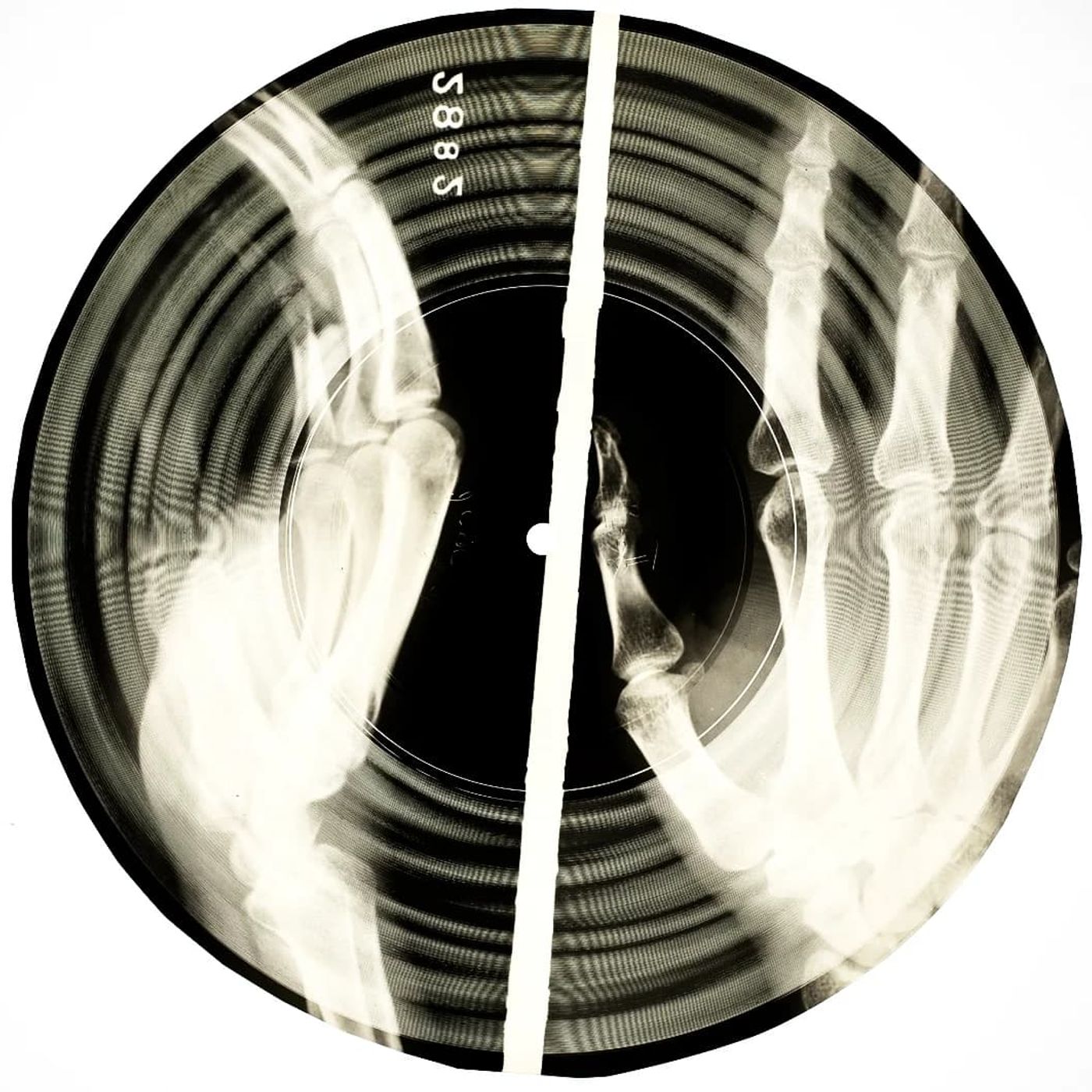 Bone Music: quando la musica proibita viaggiava sulle radiografie sovietiche episode artwork