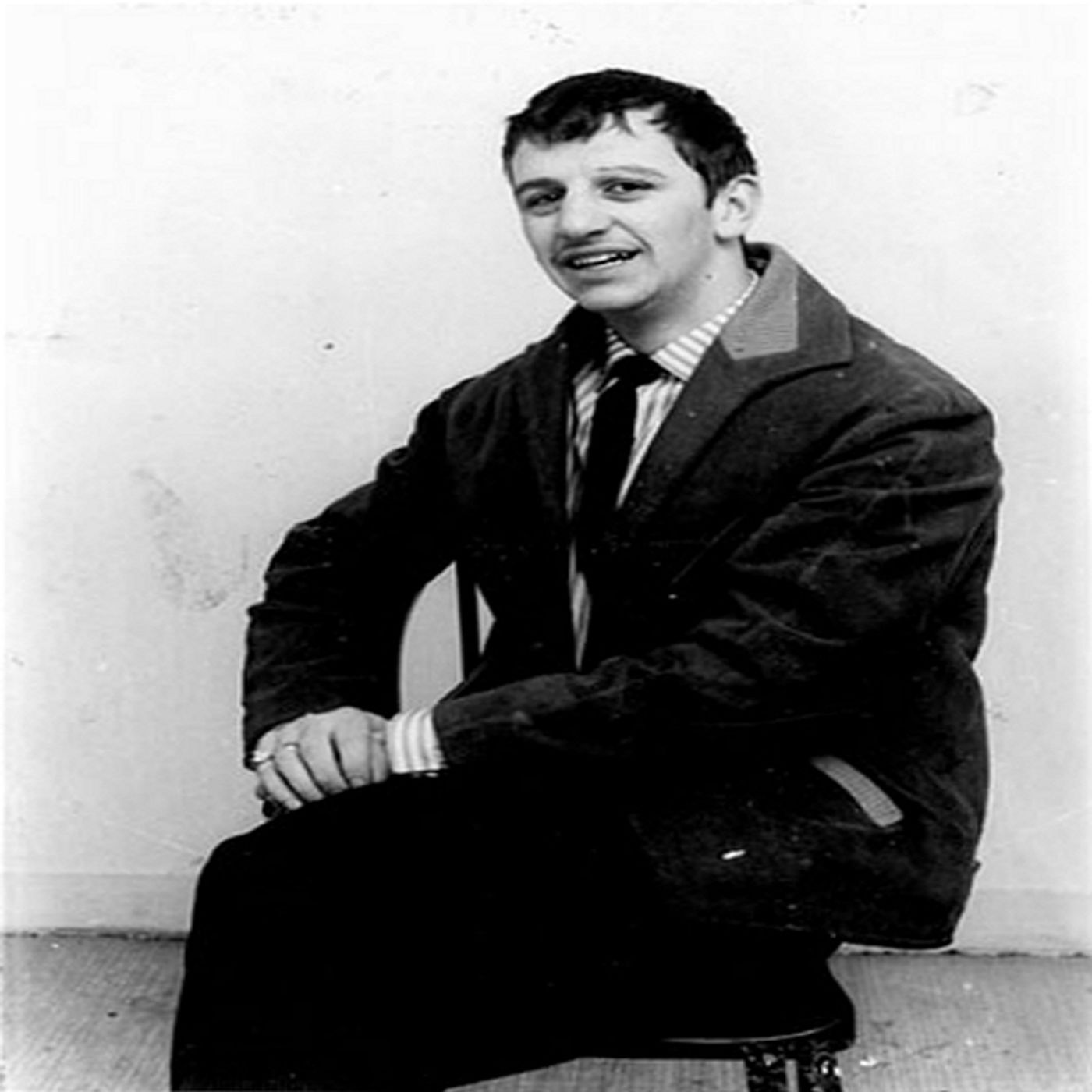 El Club de los Beatles: ¡Ringo era oficialmente un Beatle! episode artwork