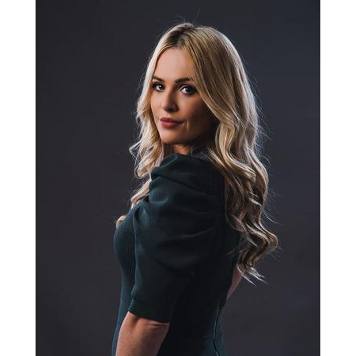 Christmas MuVies Spotlight - special guest - Natalie Hall - Actress episode artwork