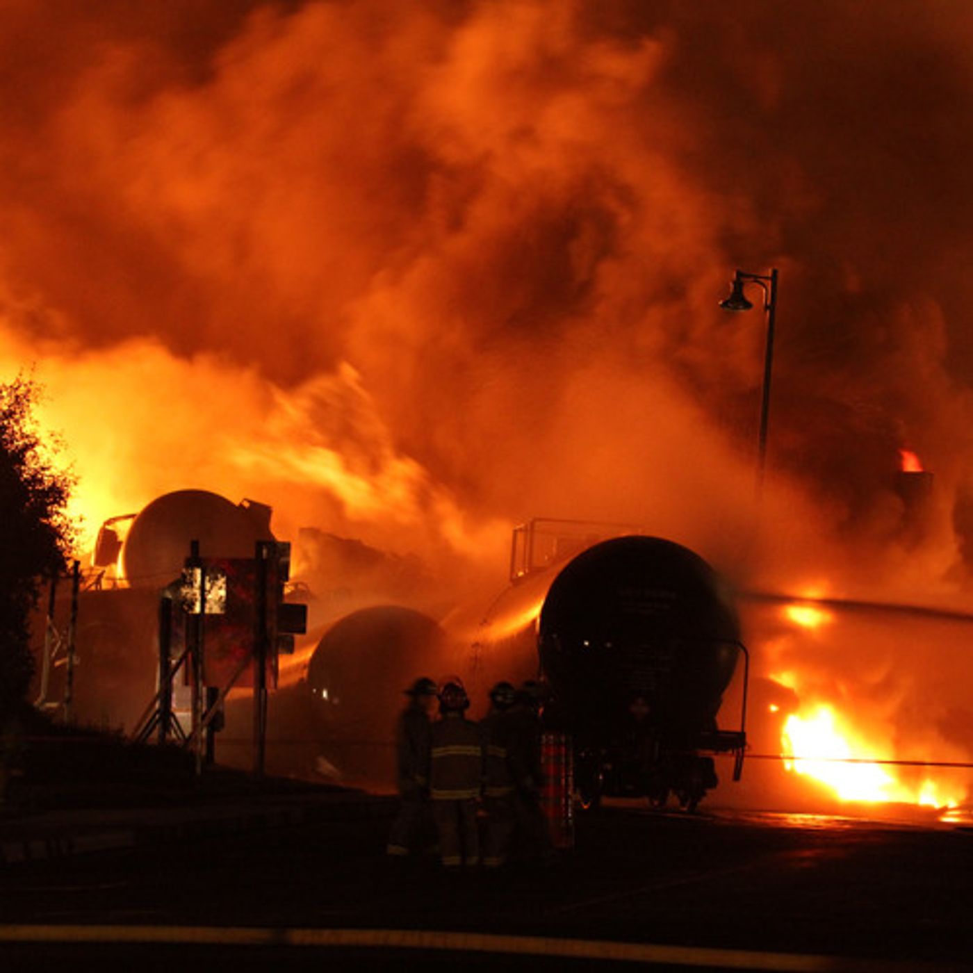 Canada's Oil Train Disaster Sparks Northwest Concern episode artwork
