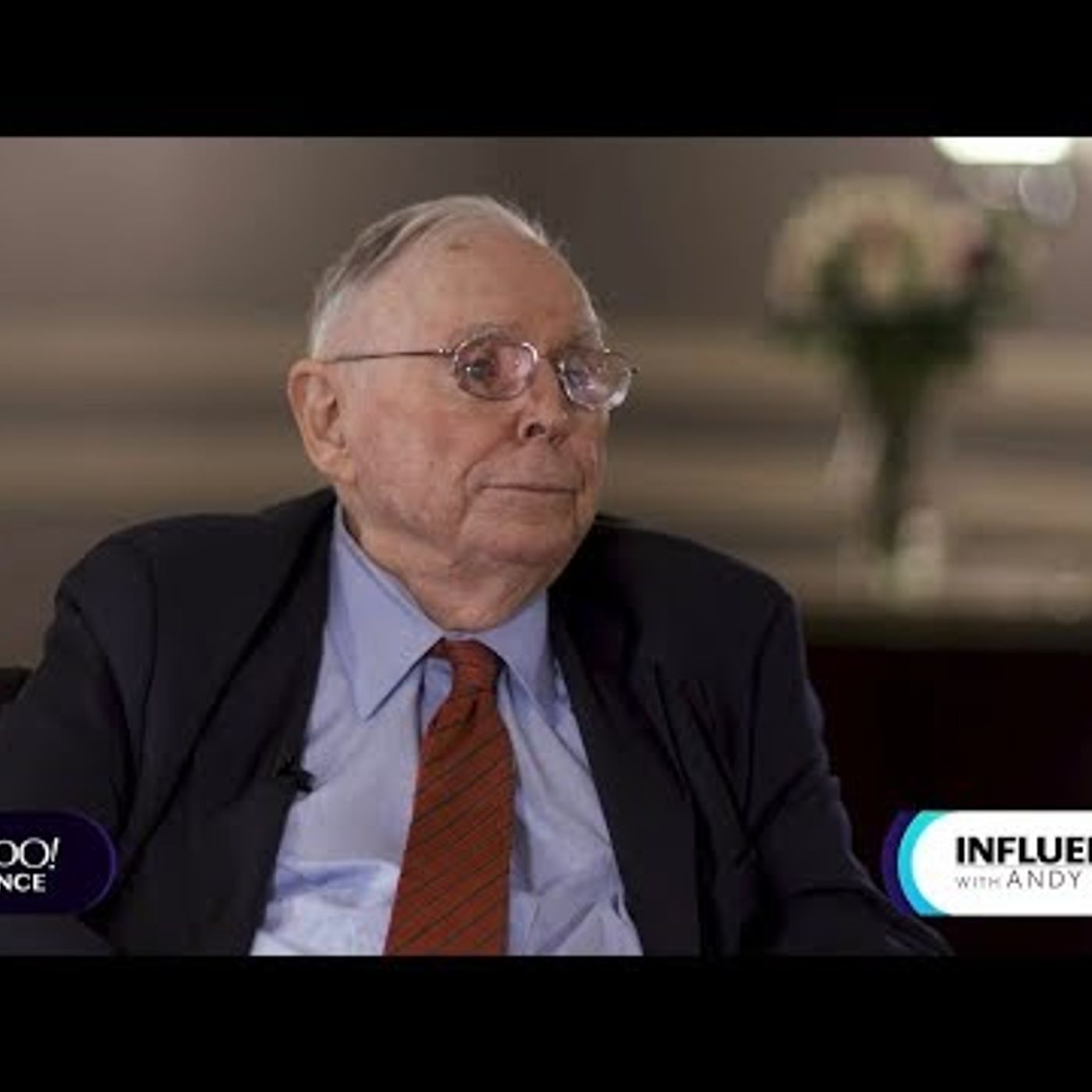 Charlie Munger's advice on investing and life choices that make a person wealthy