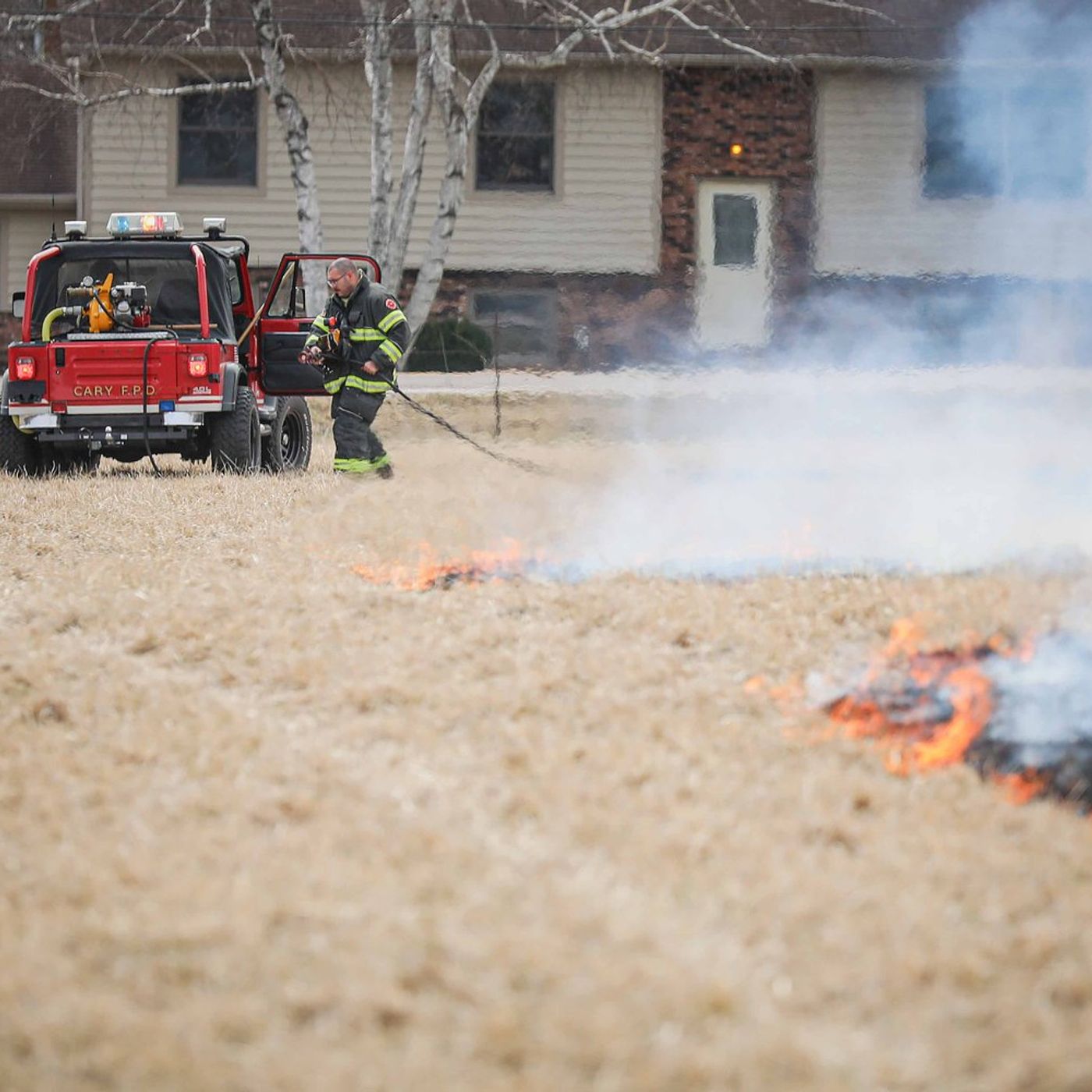 7 acres burn in brush fire in Prairie Grove episode artwork