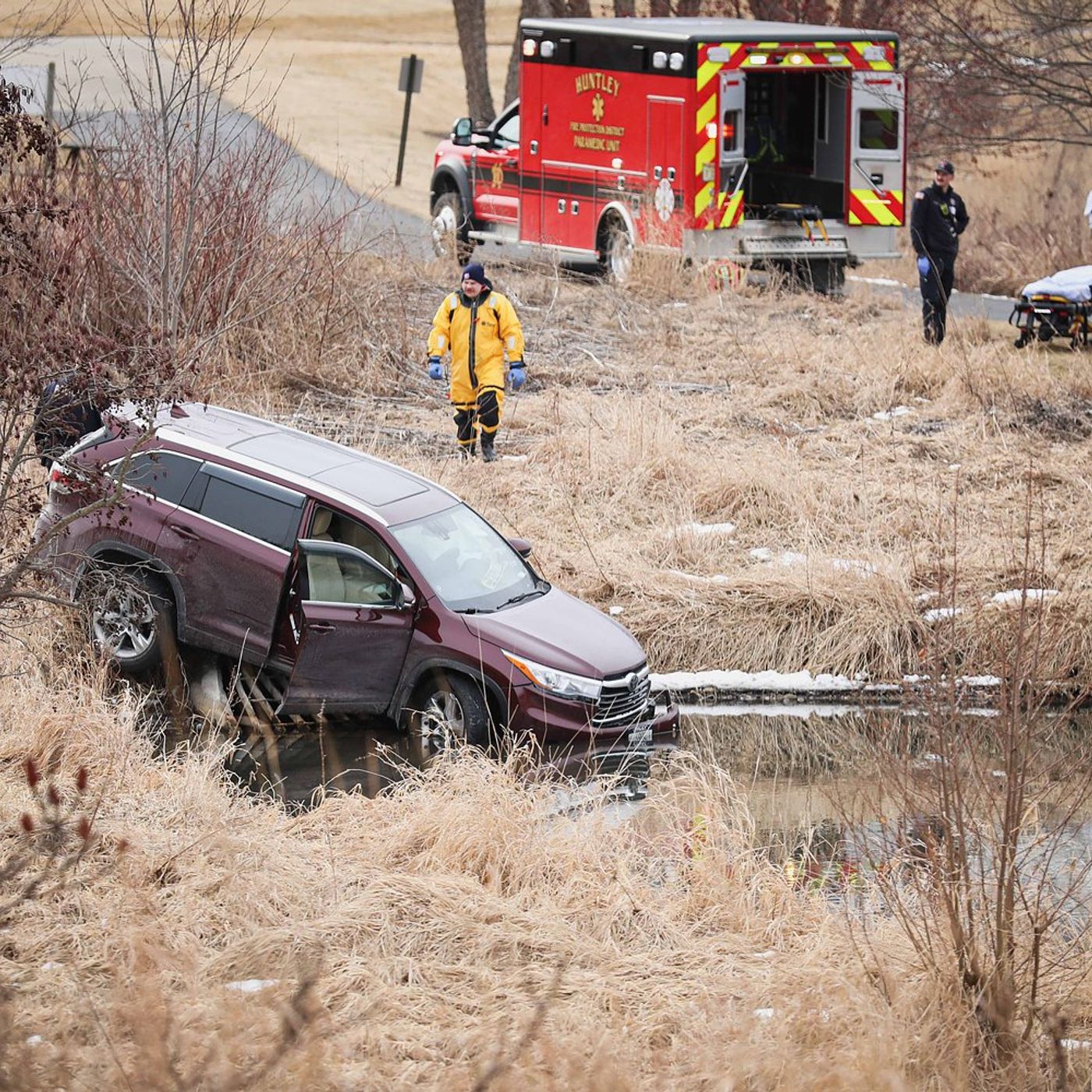 2 vehicle crash at Sun City Huntley, prompting water rescue call episode artwork