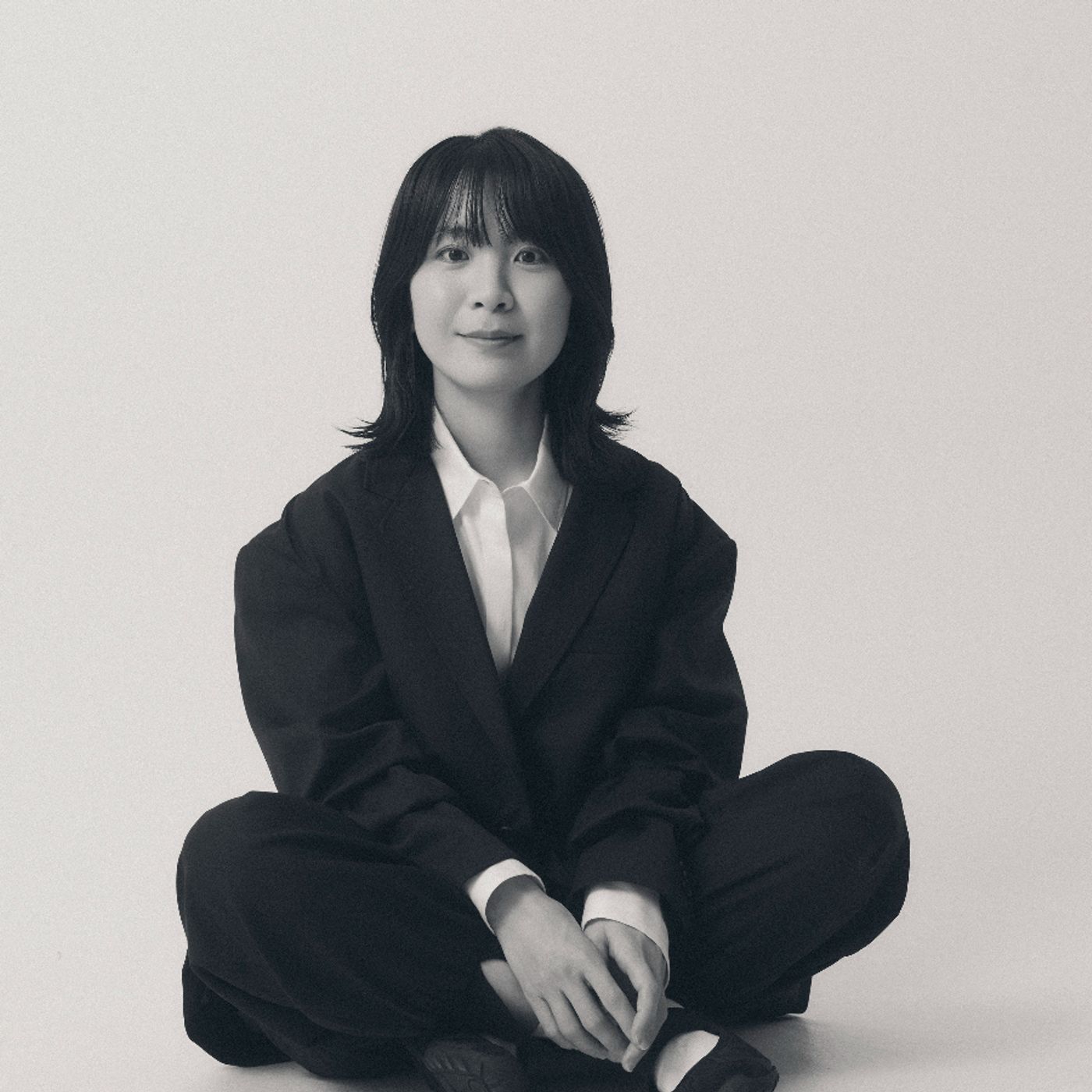 橋本絵莉子、2年3カ月ぶりのフルアルバム『OVER LIFE』リリース　新アーティスト写真も episode artwork