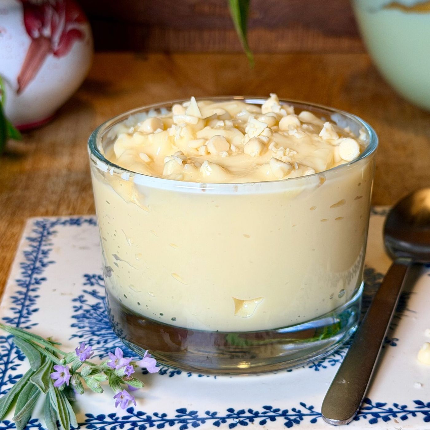 Crema pasticcera al cioccolato bianco: la ricetta facile, vellutata e golosa episode artwork
