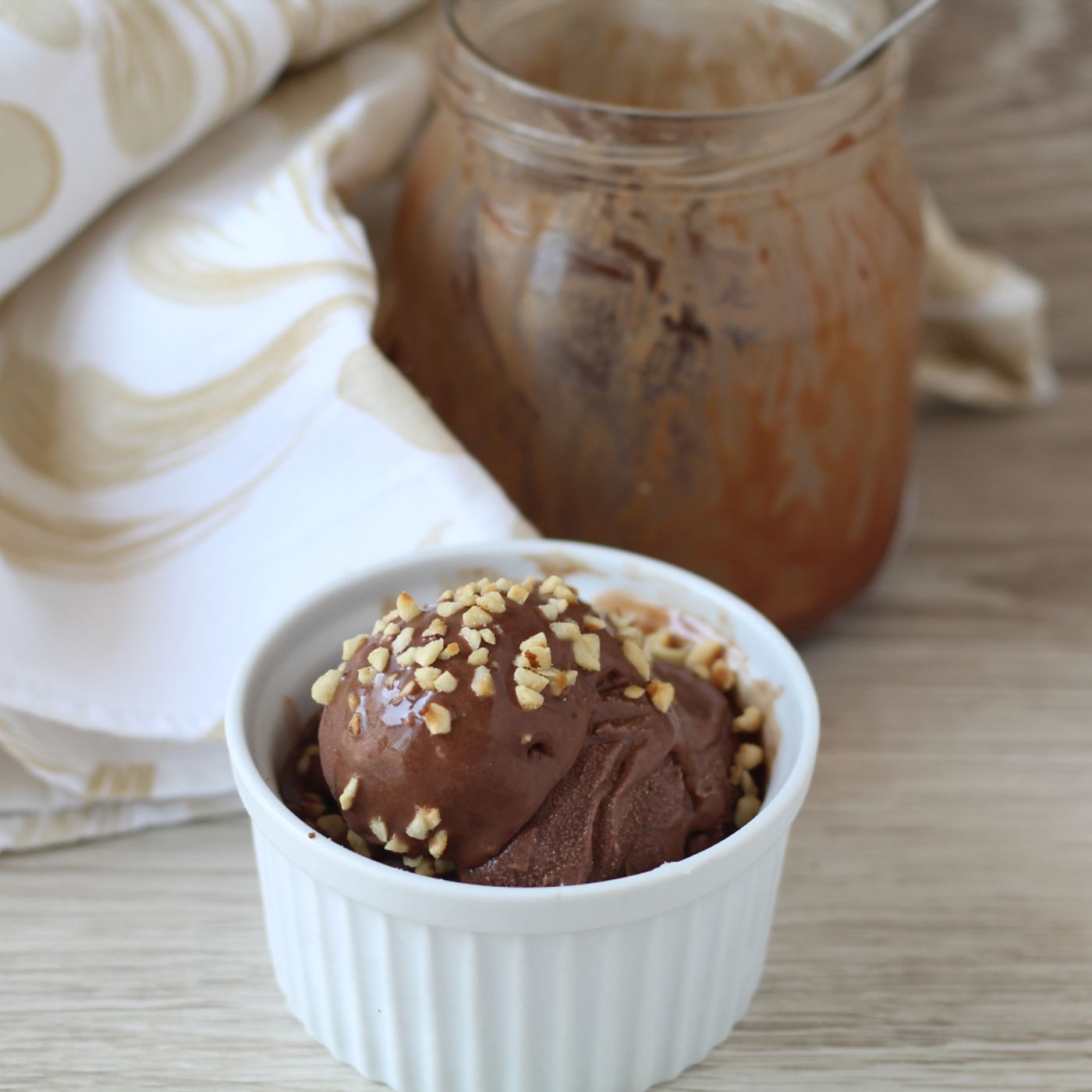 Gelato cremoso alla Nutella senza gelatiera