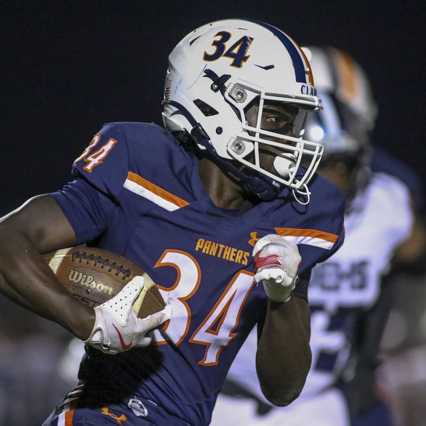 ‘I had to ball out for her’: Oswego RB shines as mom sees him play high school football for first time episode artwork