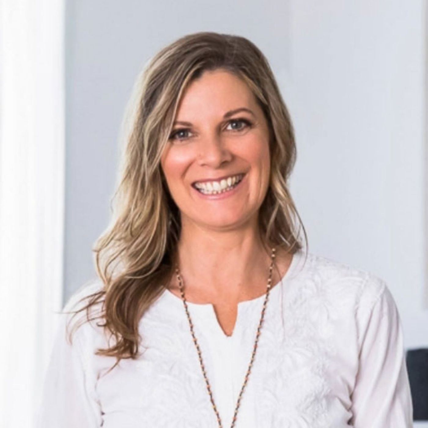 Emma Louise Roger | Counsellor, Coach + Yoga Teacher episode artwork