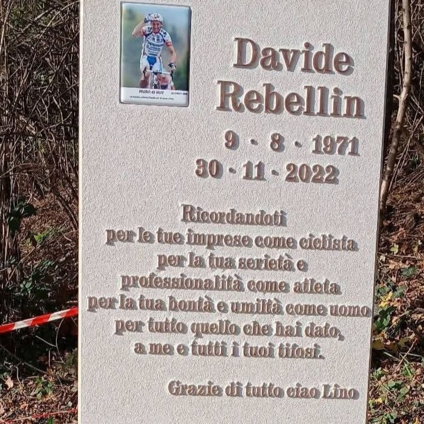 Tre anni fa la morte di Davide Rebellin. Una stele in suo ricordo sul luogo dell’incidente Tre anni fa la morte di Davide Rebellin. Una stele in suo ricordo sul luogo dell’incidente