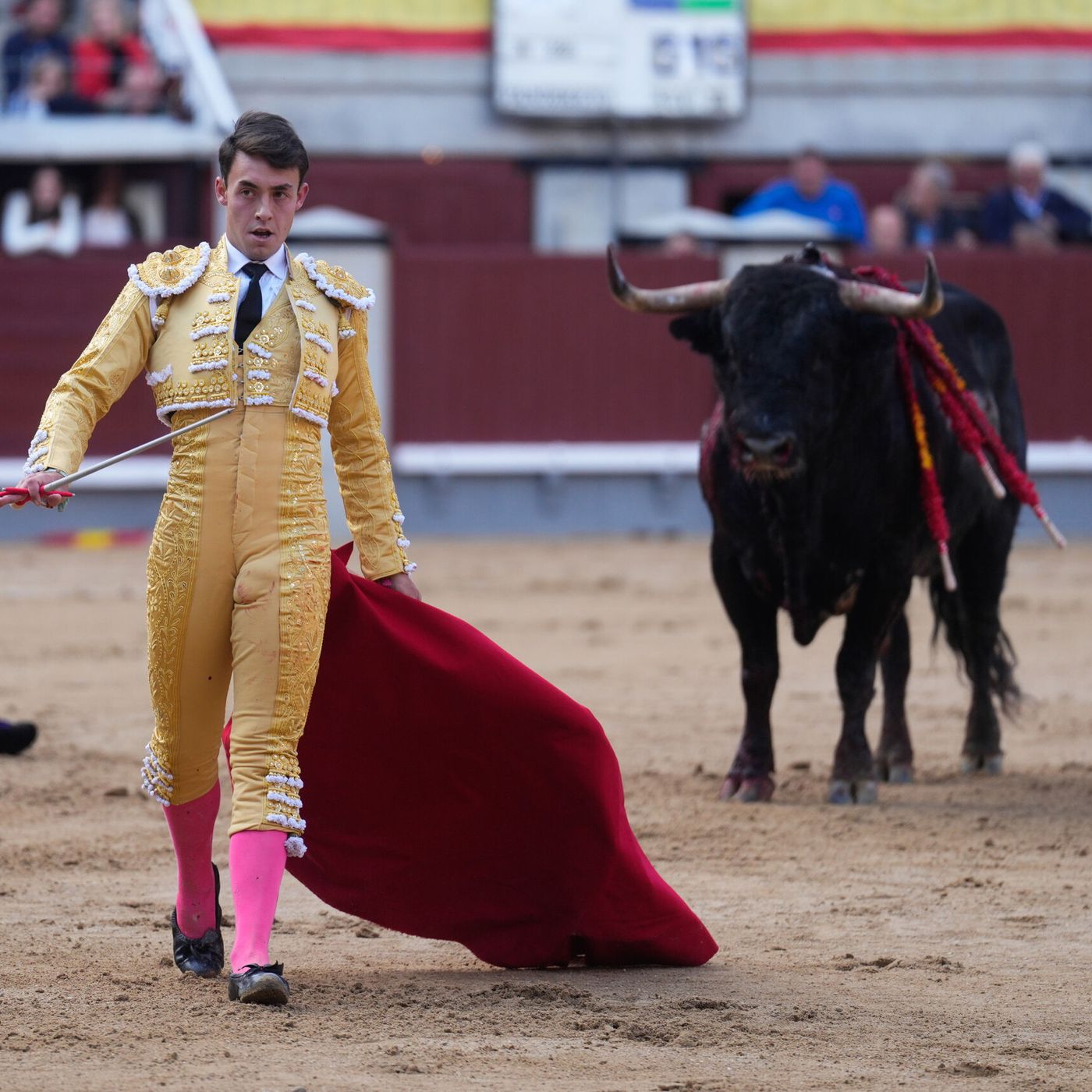 Al Alimón: Una "mansada total" de Valdefresno para el día de San Isidro sin que se les diera la lidia correcta