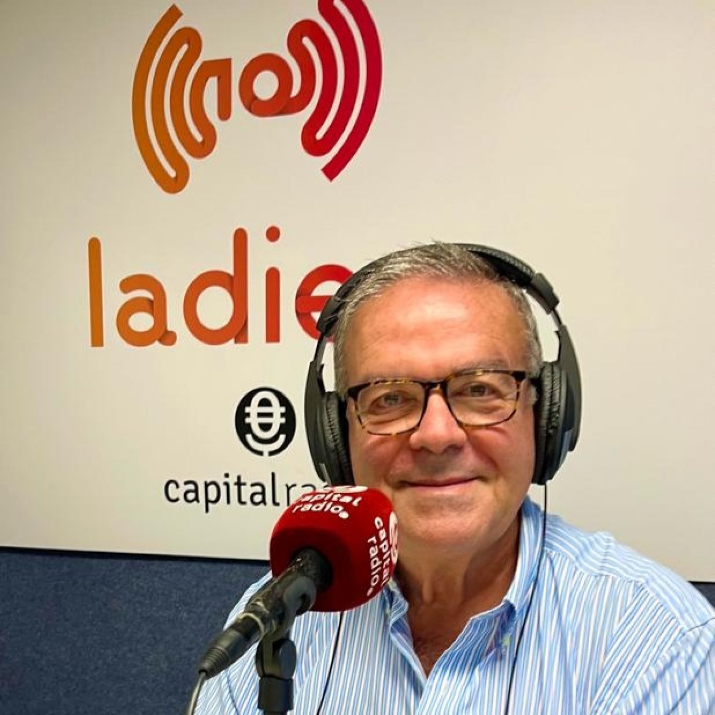 La Diez Capital Radio