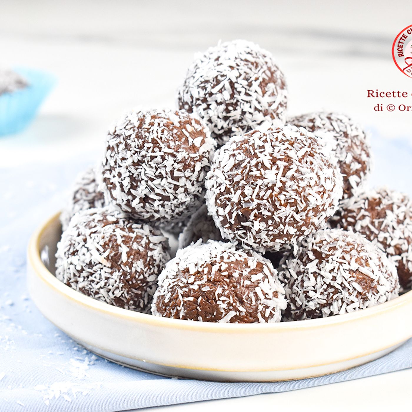 Tartufini cocco e cioccolato con latte condensato tipo brigadeiro episode artwork