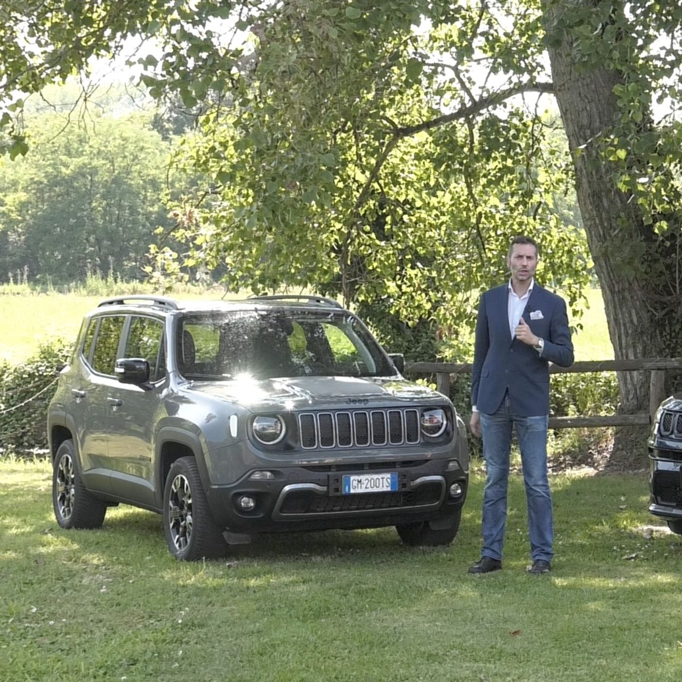NEW JEEP RENEGADE & COMPASS 2024 - ANDREA GUALANO E GABRIELE CONTI RACCONTANO LE JEEP 4XE e e-HYBRID episode artwork