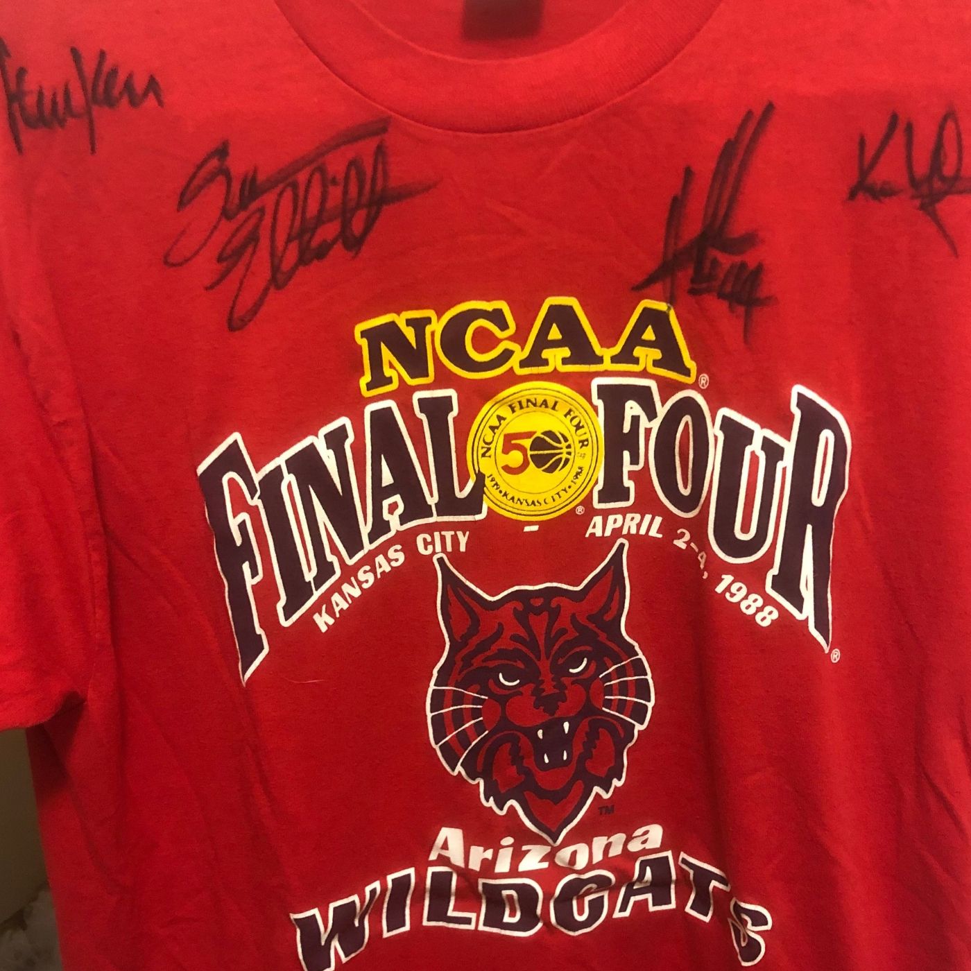 Ep.34 : Cats split with the Oregon schools and a fan shares his '88 memories. episode artwork