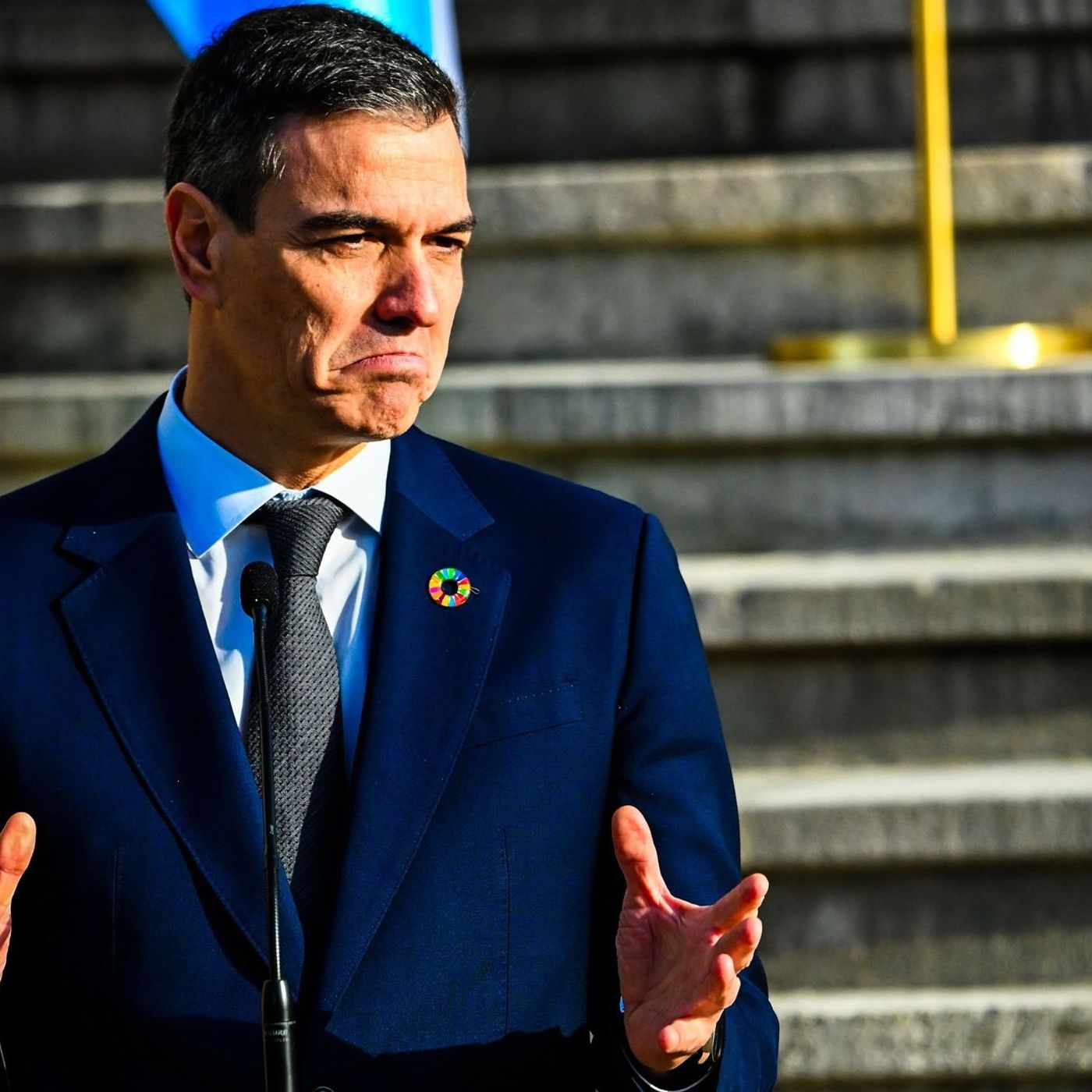 Tertulia de La Trinchera: Pedro Sánchez debe pedir perdón