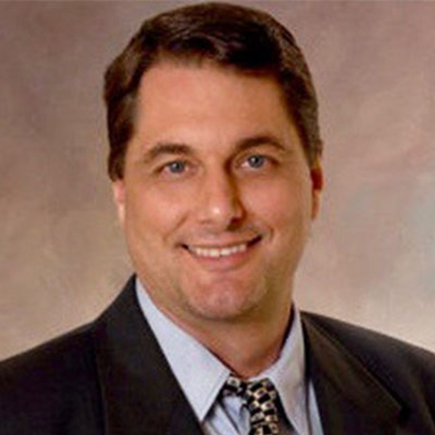 Dr. Nelson Kraucak