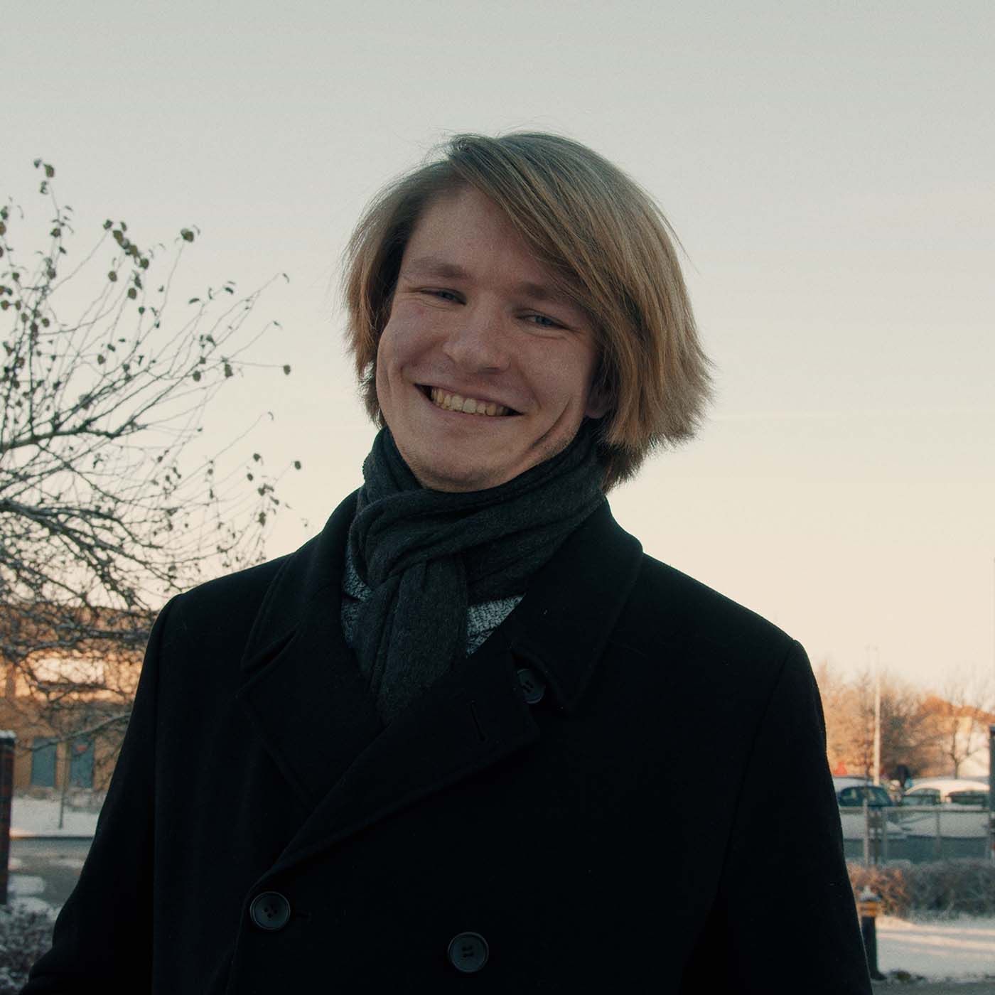 Tobias: ”Mit medicinstudie giver mig mening, men jeg slipper aldrig musikken” Tobias: ”Mit medicinstudie giver mig mening, men jeg slipper aldrig musikken”