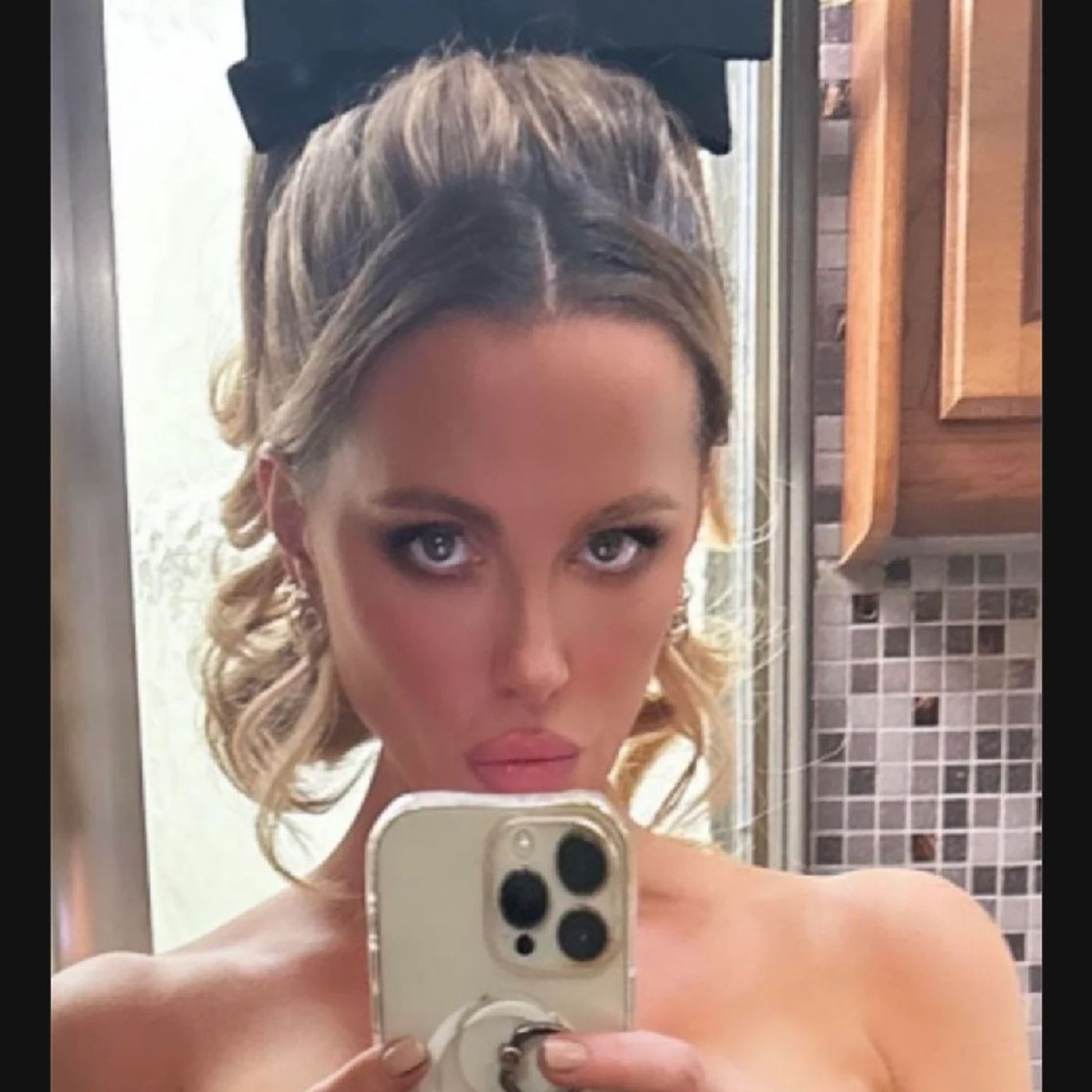 Nathatniel Vaas Vacation\'s Line