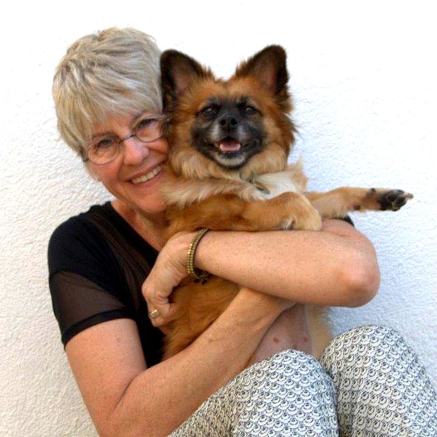 Rainbow Radio with guest Regina V. Cates 08-03-2025