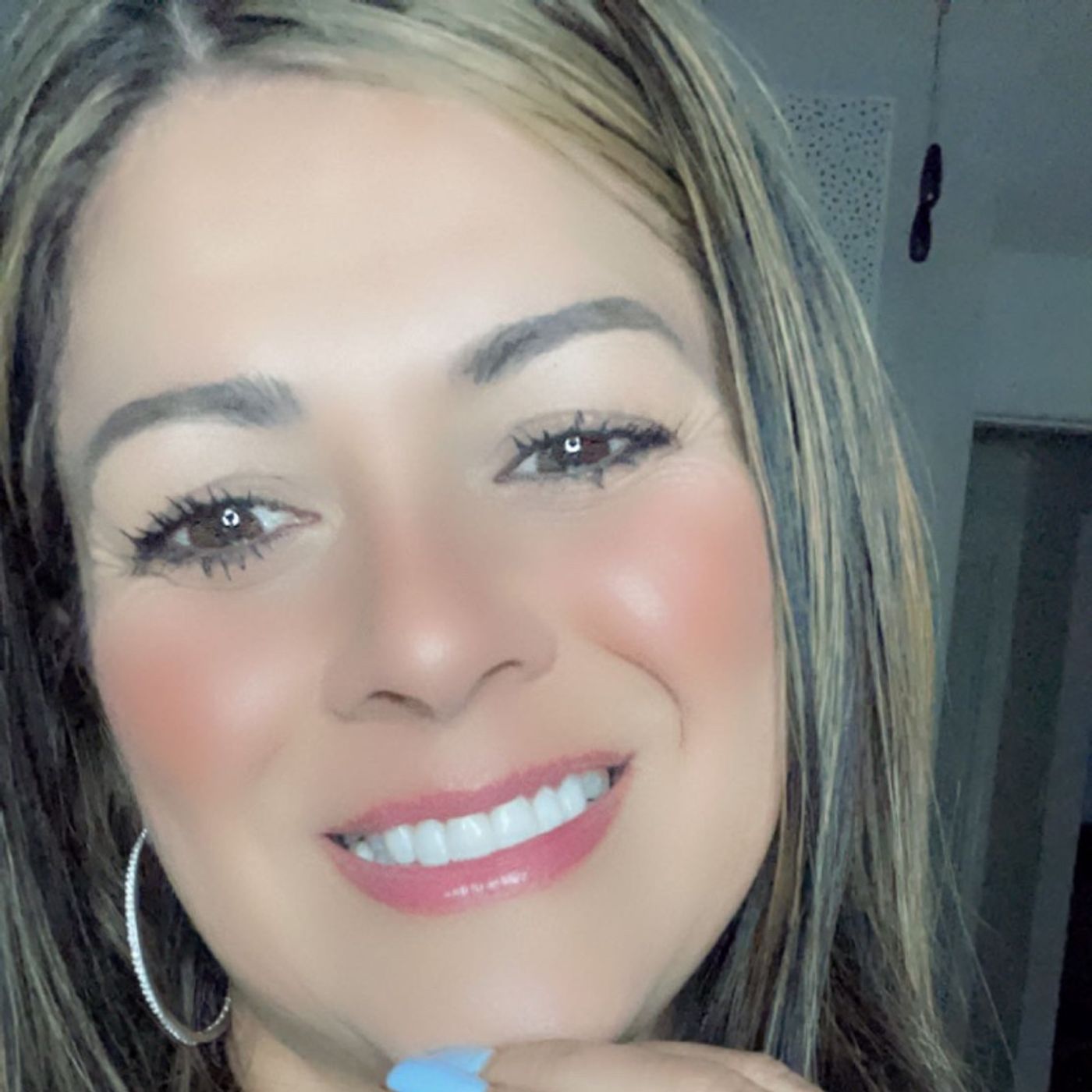 Episode 40 - Hellen Ramírez  Una  Nueva Vida 💐