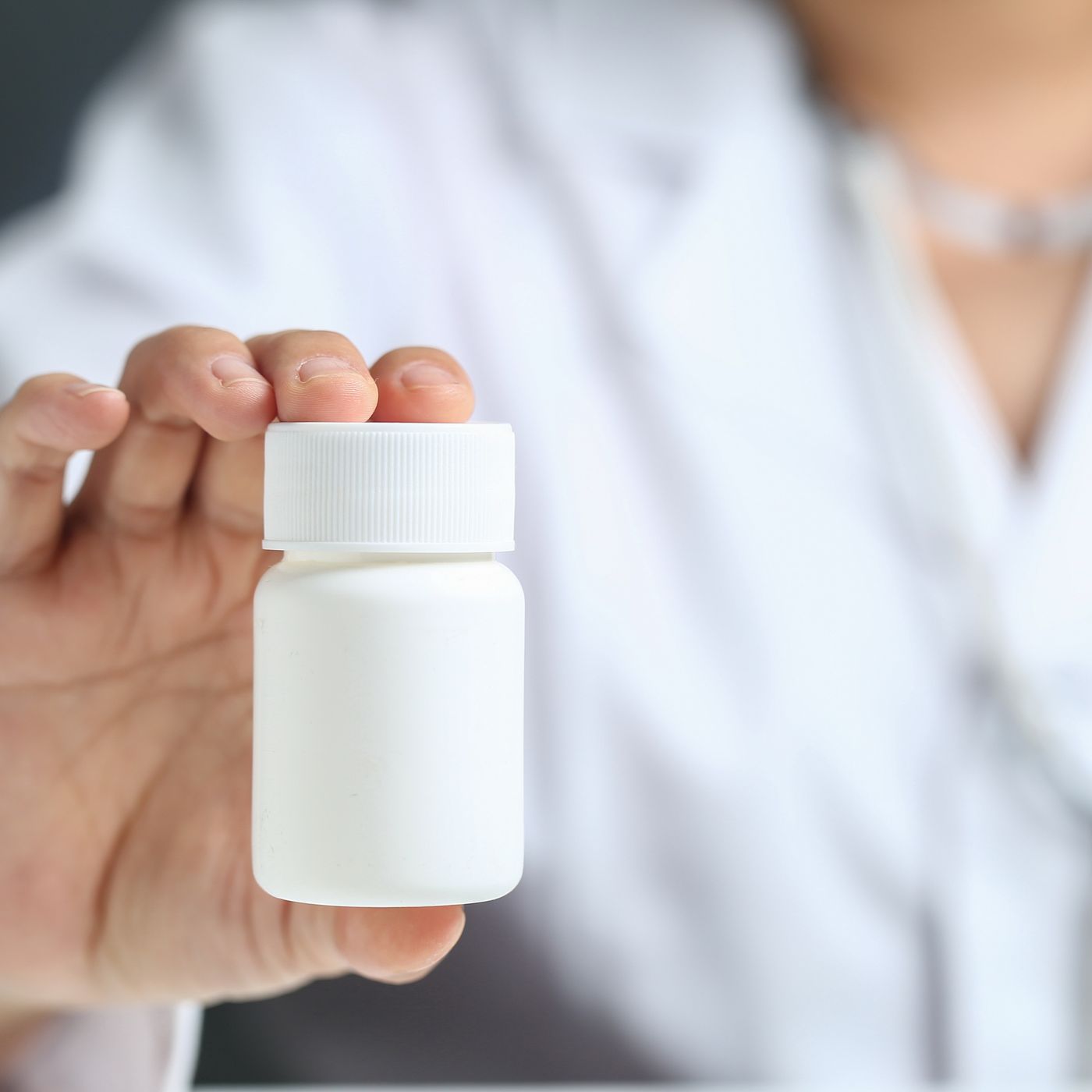 Vitamin E & Skin After 40: Science, Myths, and Solutions