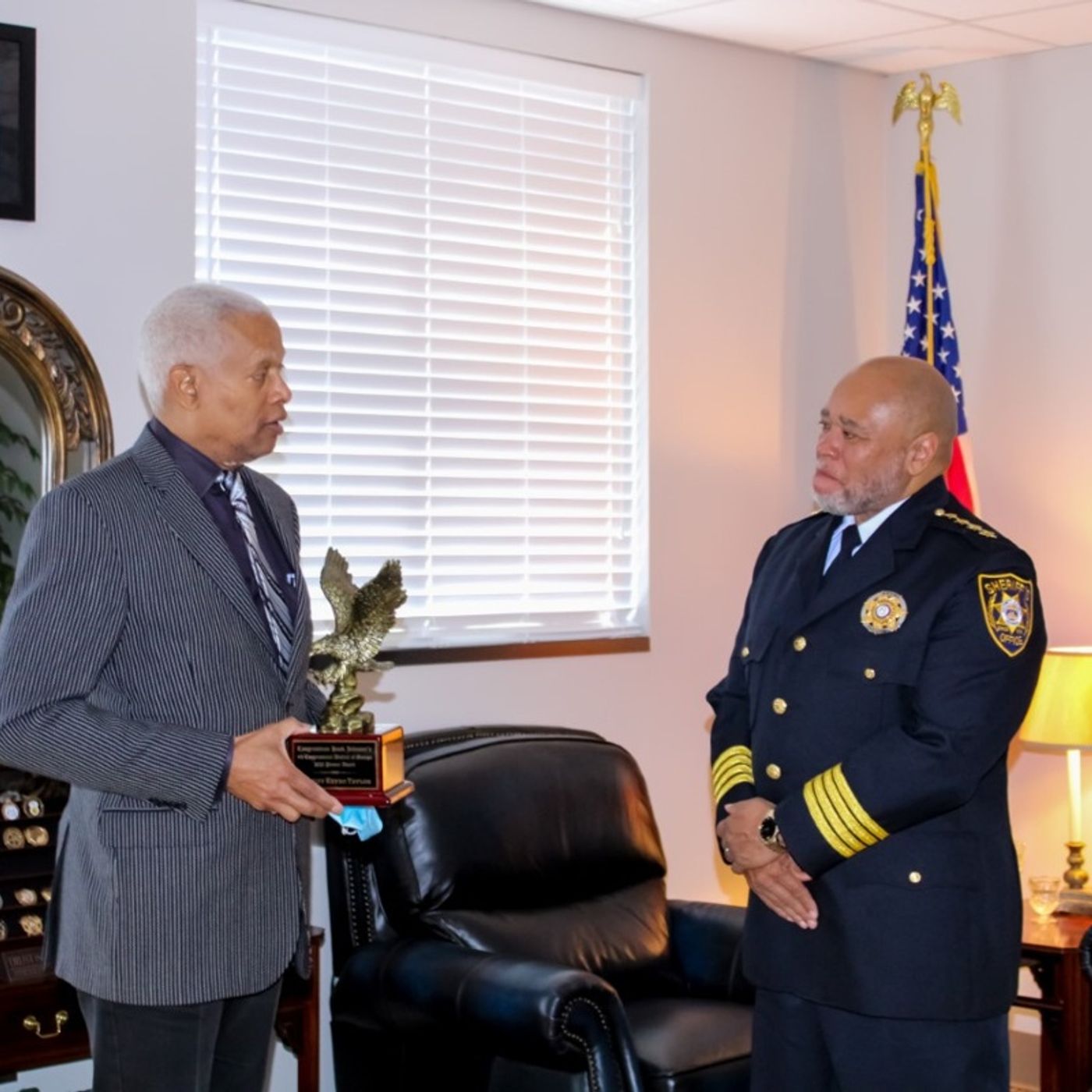 U.S. Rep. Hank Johnson Shows Gwinnett Sheriff Keybo Taylor Some Love & Honor With The Pioneer Award