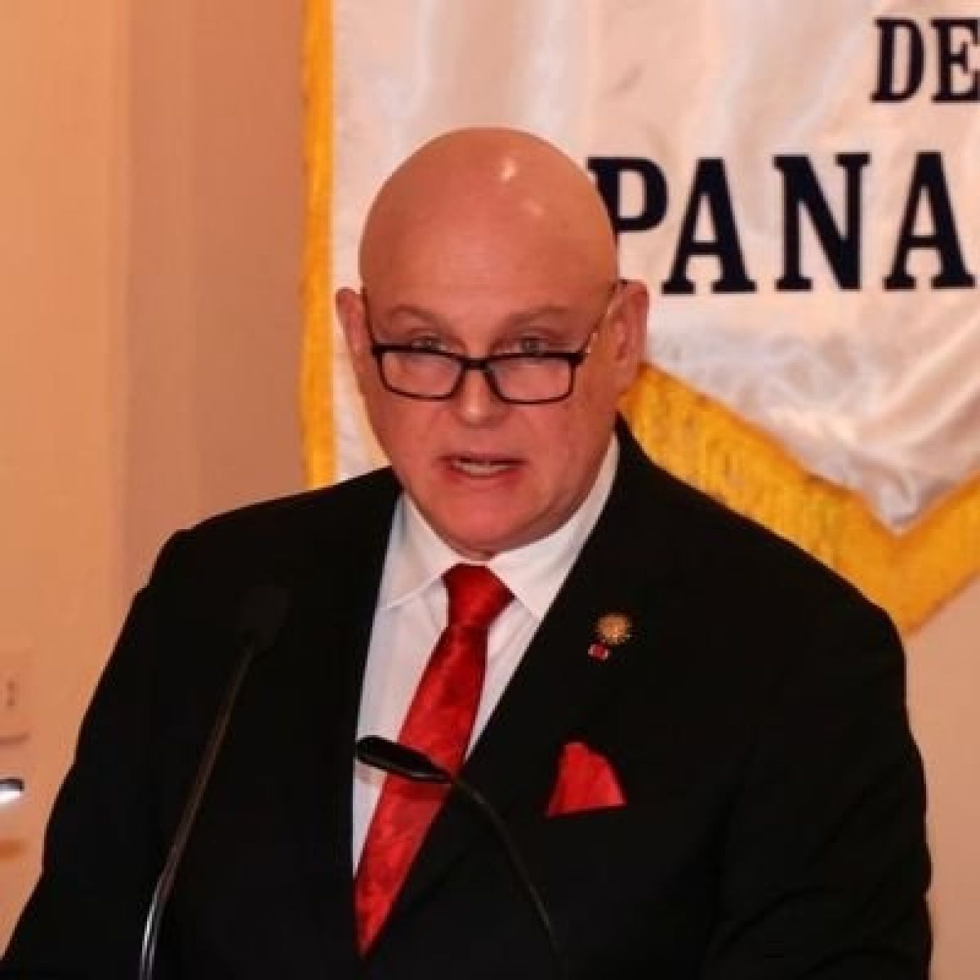 Carlos Guevara Mann @GuevaraMann (Viceministro de Asuntos Multilaterales y Cooperación, Panamá) Unas Cuantas Verdades