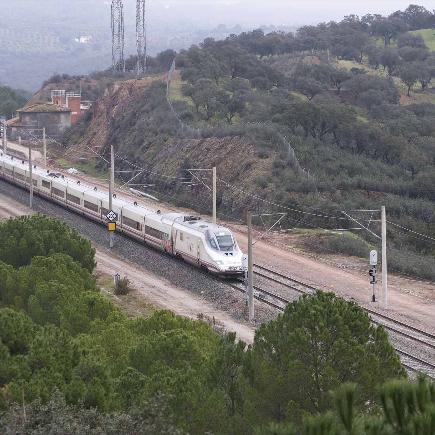 Tertulia de Herrero: El PSOE intenta culpar del accidente de Adamuz a la Junta