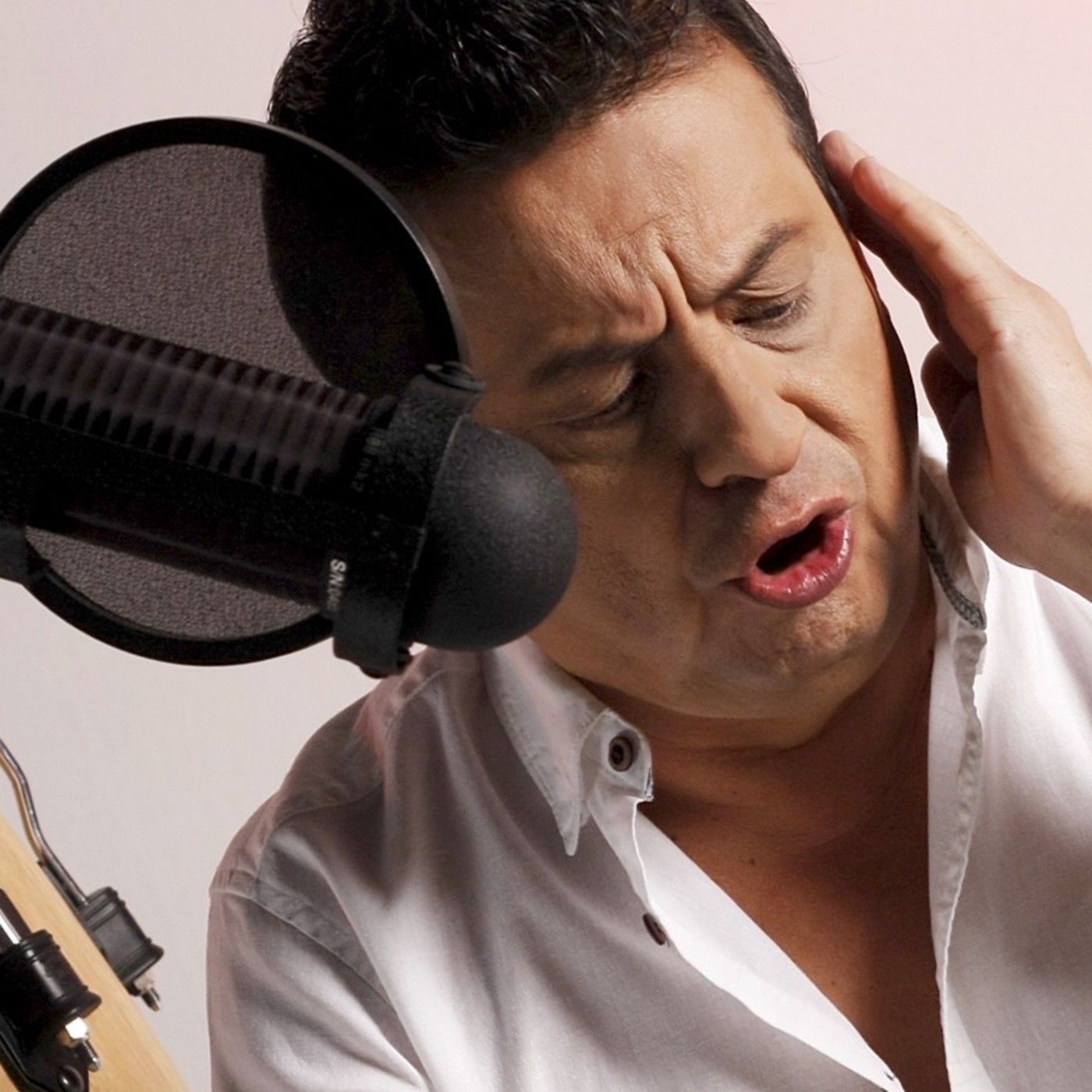 Escuchando Ando