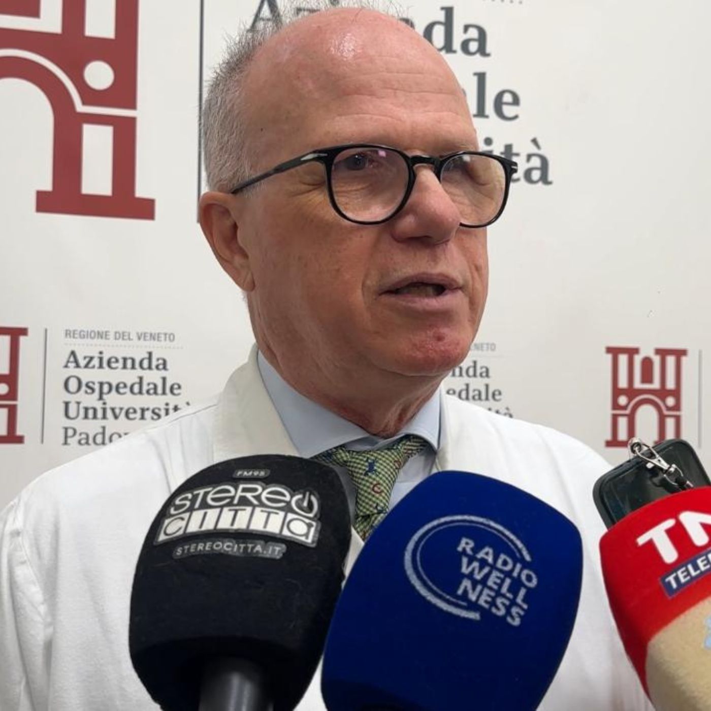 Prof. Edoardo Midena, Dir. UOC Oculistica Azienda Ospedale Università di Padova - Radio Salute episode artwork