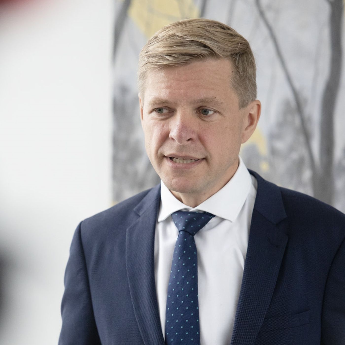 Ремигиюс Шимашюс - о гуманитарной помощи жителям Украины и о том, что следует делать вильнюсцам episode artwork