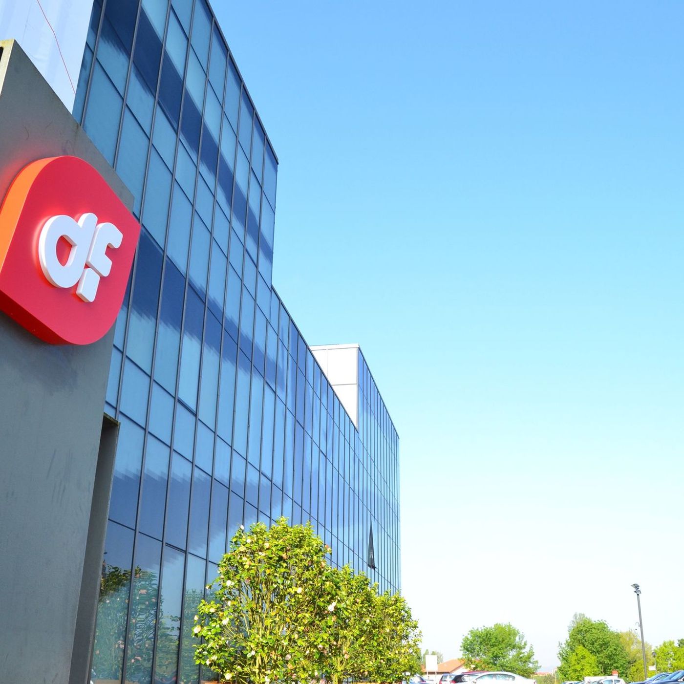 Prensa económica: Debacle en Duro Felguera, entra en preconcurso después del apresurado rescate del Gobierno