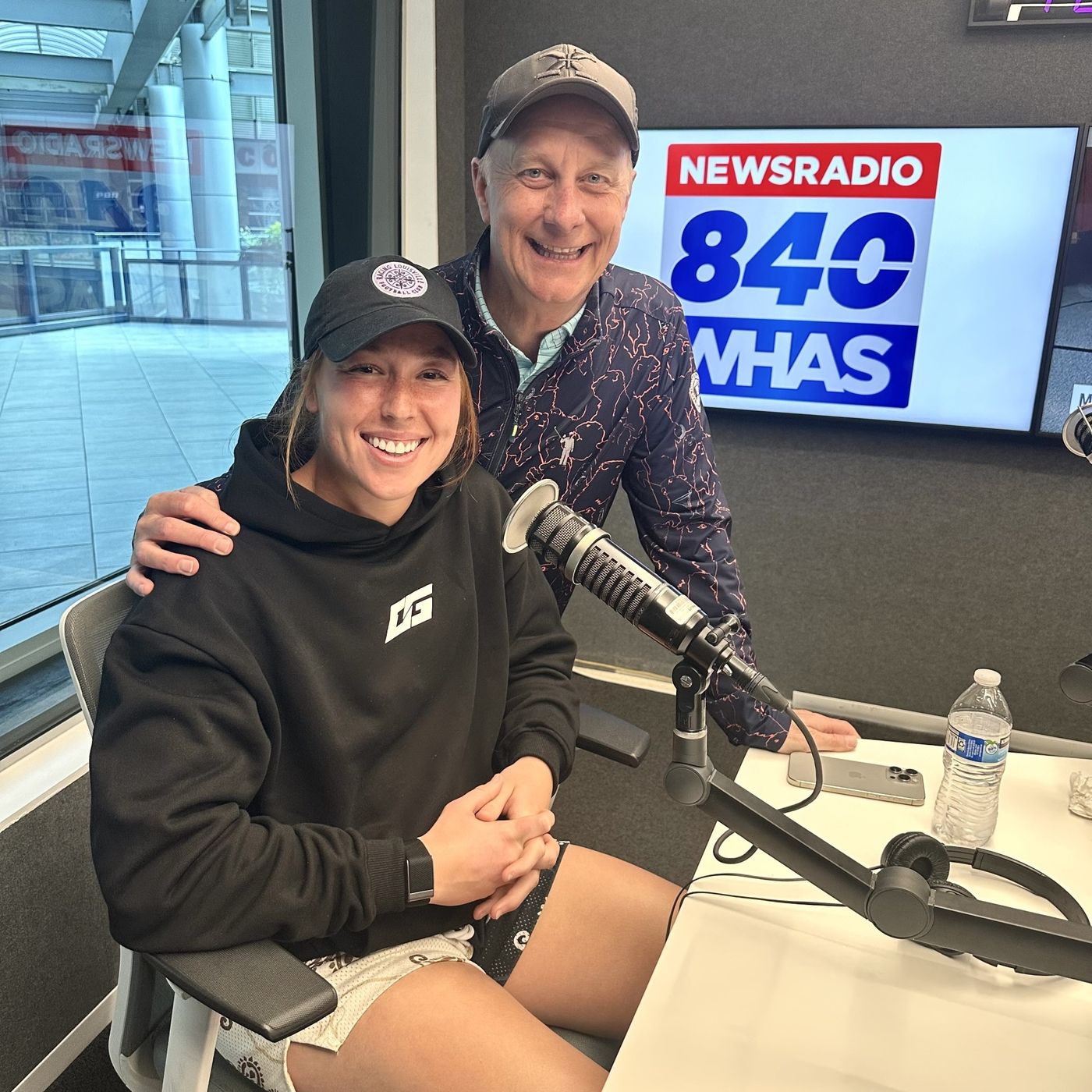 How does a goalie stop PKs? Racing Louisville phenom Jordyn Bloomer (May 2025)