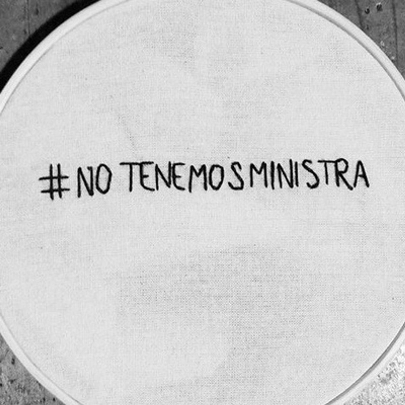 TODOS PARA UNO Y UNO PARA NADIE