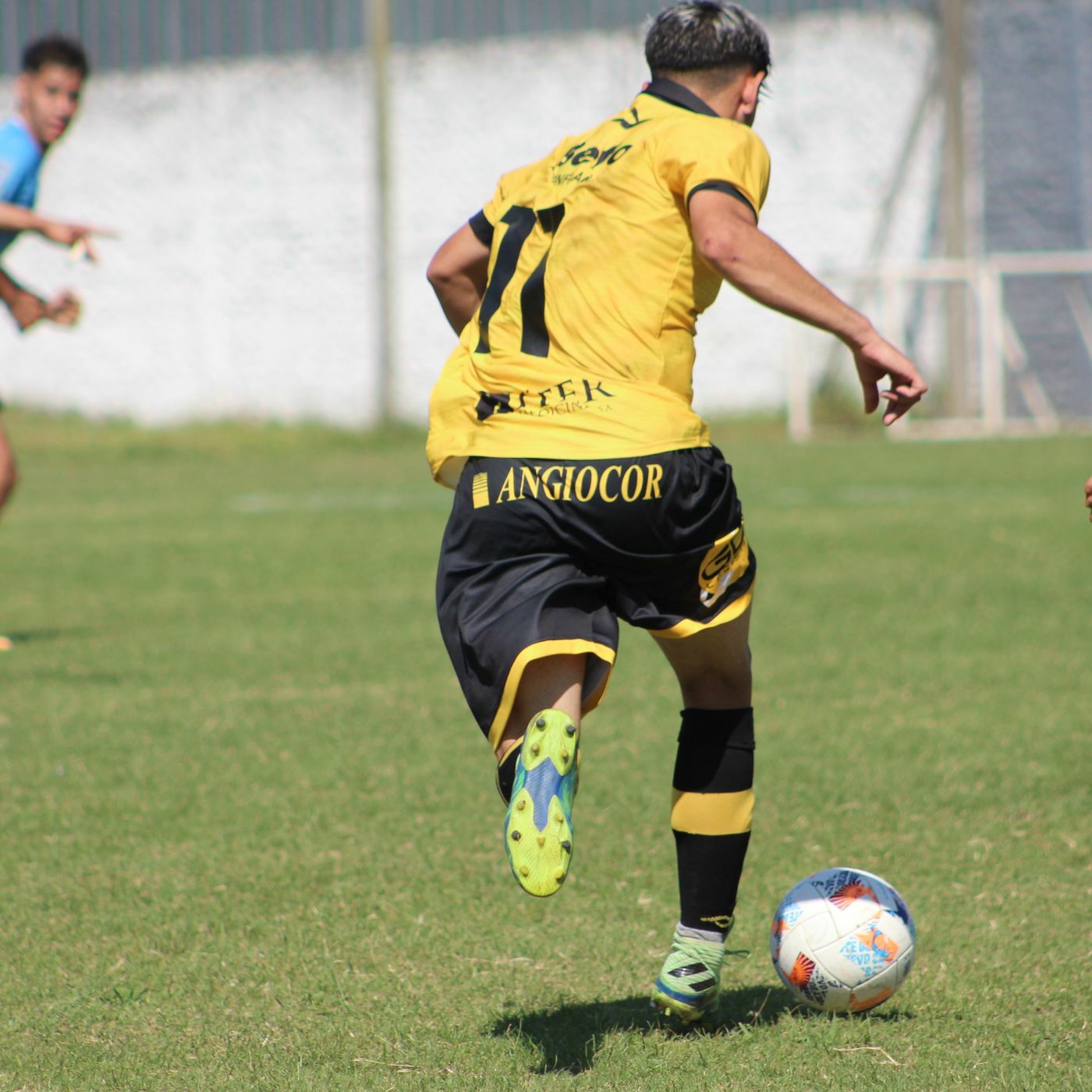 Pregoneros Radio
