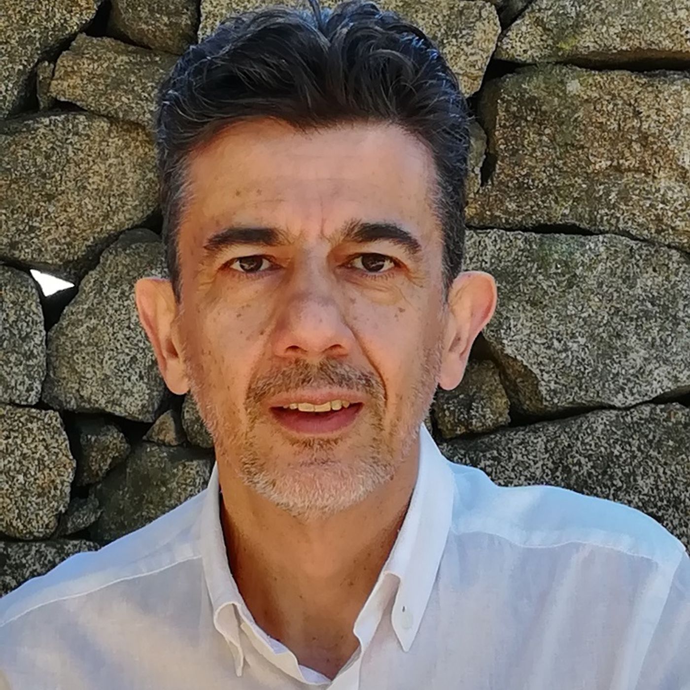 Dial interior (32 - Antonio Adanez i secció El meló de l'educació) 28 05 25