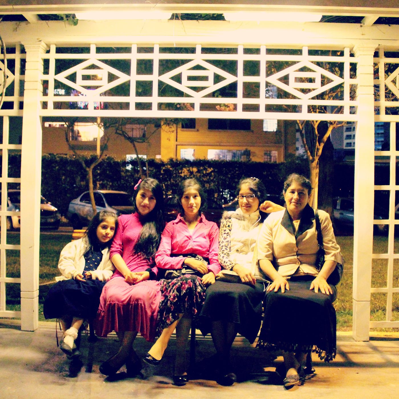 Grupo Folklorico Tiempo de Res\'s tracks