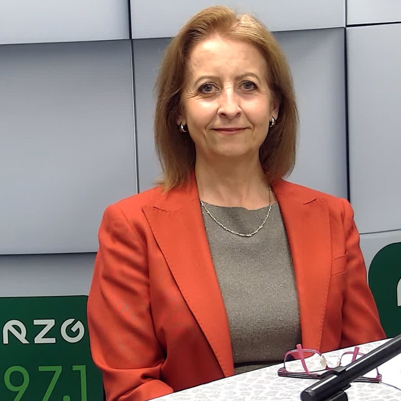 prof. Barbara Literska – Prorektor ds. Studenckich i Jakości Kształcenia UZ episode artwork