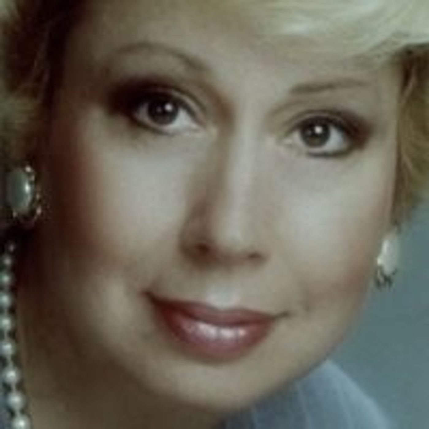 Beverly Kennedy's Lifestyles Magazine Radio - April 24, 2017 episode artwork
