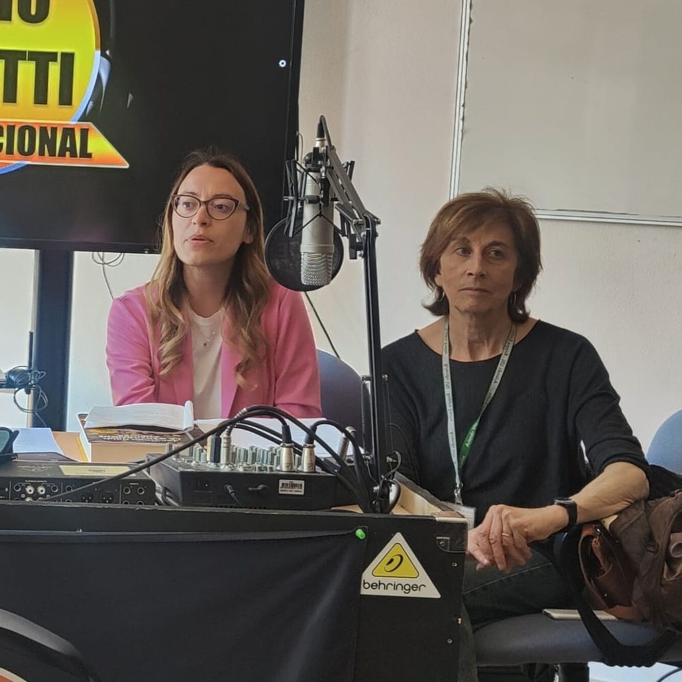 PUNTATA DIPENDENZA DEI GIOVANI DAI SOCIAL NETWORK-GIULIA MERLI-FRANCESCA DANESI episode artwork